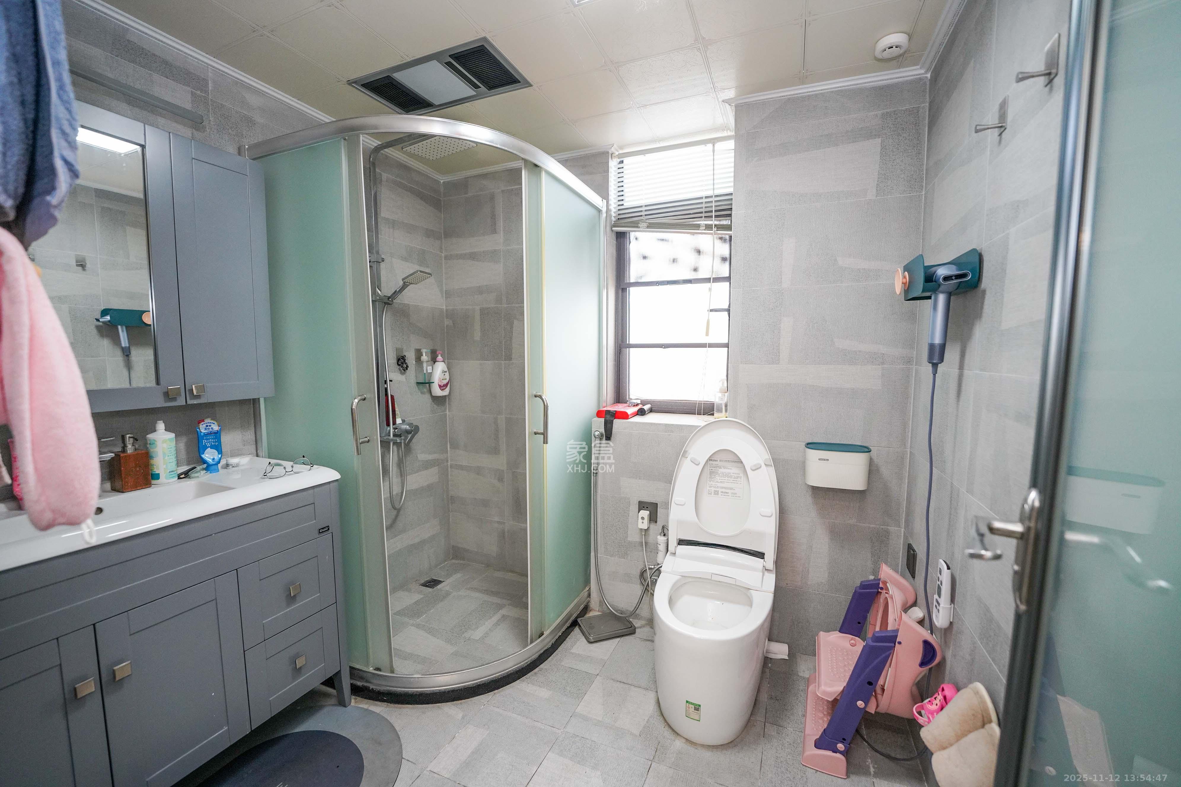 福天藏郡院子  4室2厅2卫    125.0万卫生间