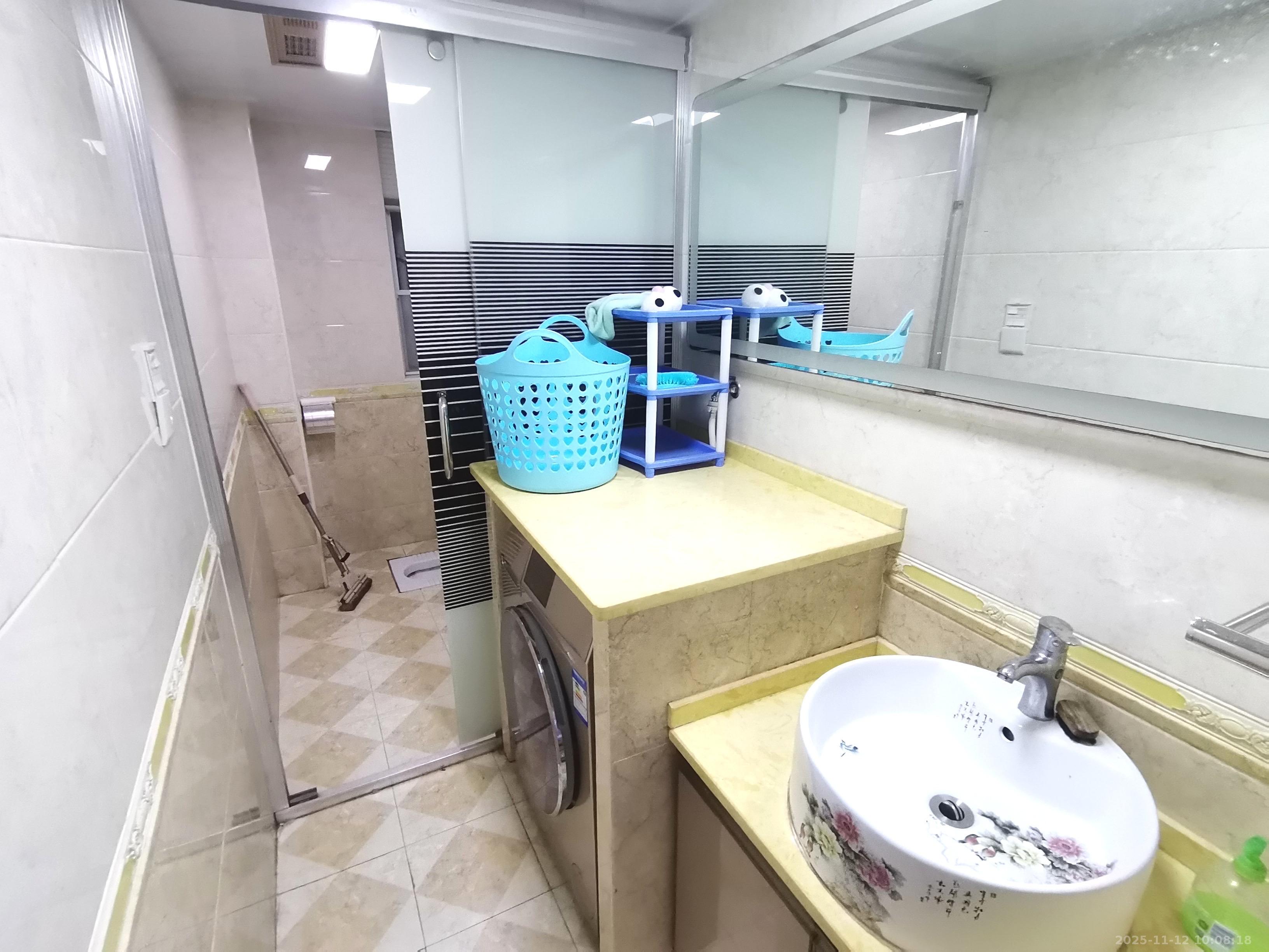 保利香槟国际 3室2厅2卫 2300.0元/月 保利香槟国际 3室2厅2卫 2300.0元/月室内图