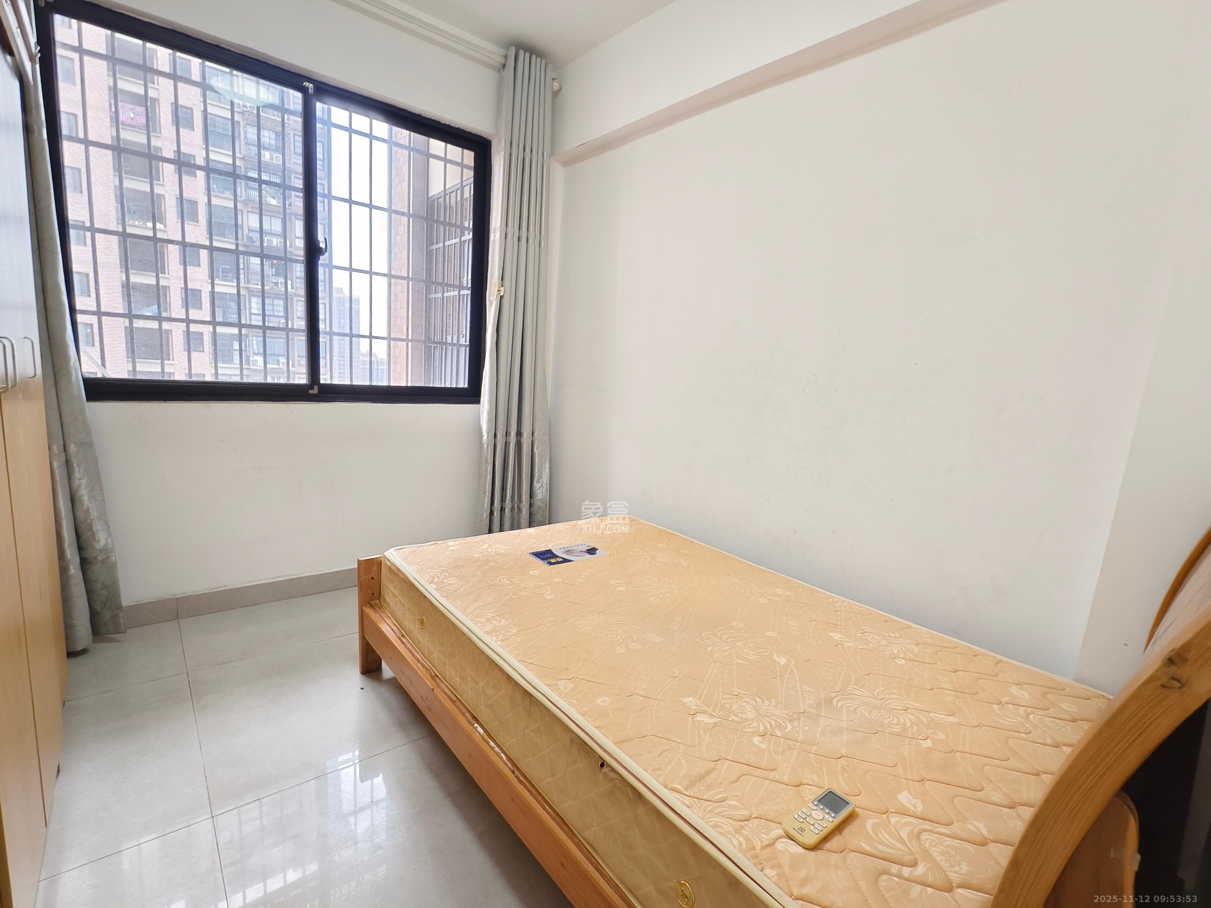 康桥长郡  2室2厅1卫    1500.0元/月室内图