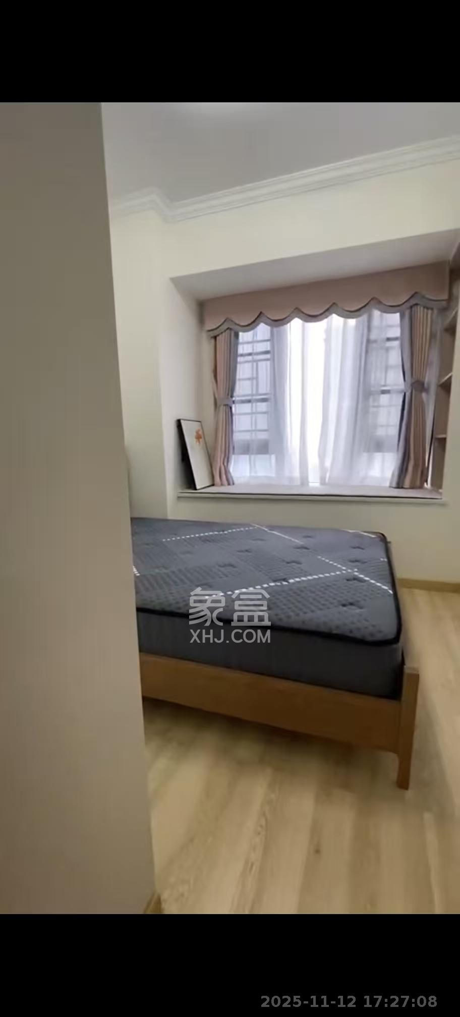 华远海蓝郡  3室2厅2卫    2500.0元/月室内图