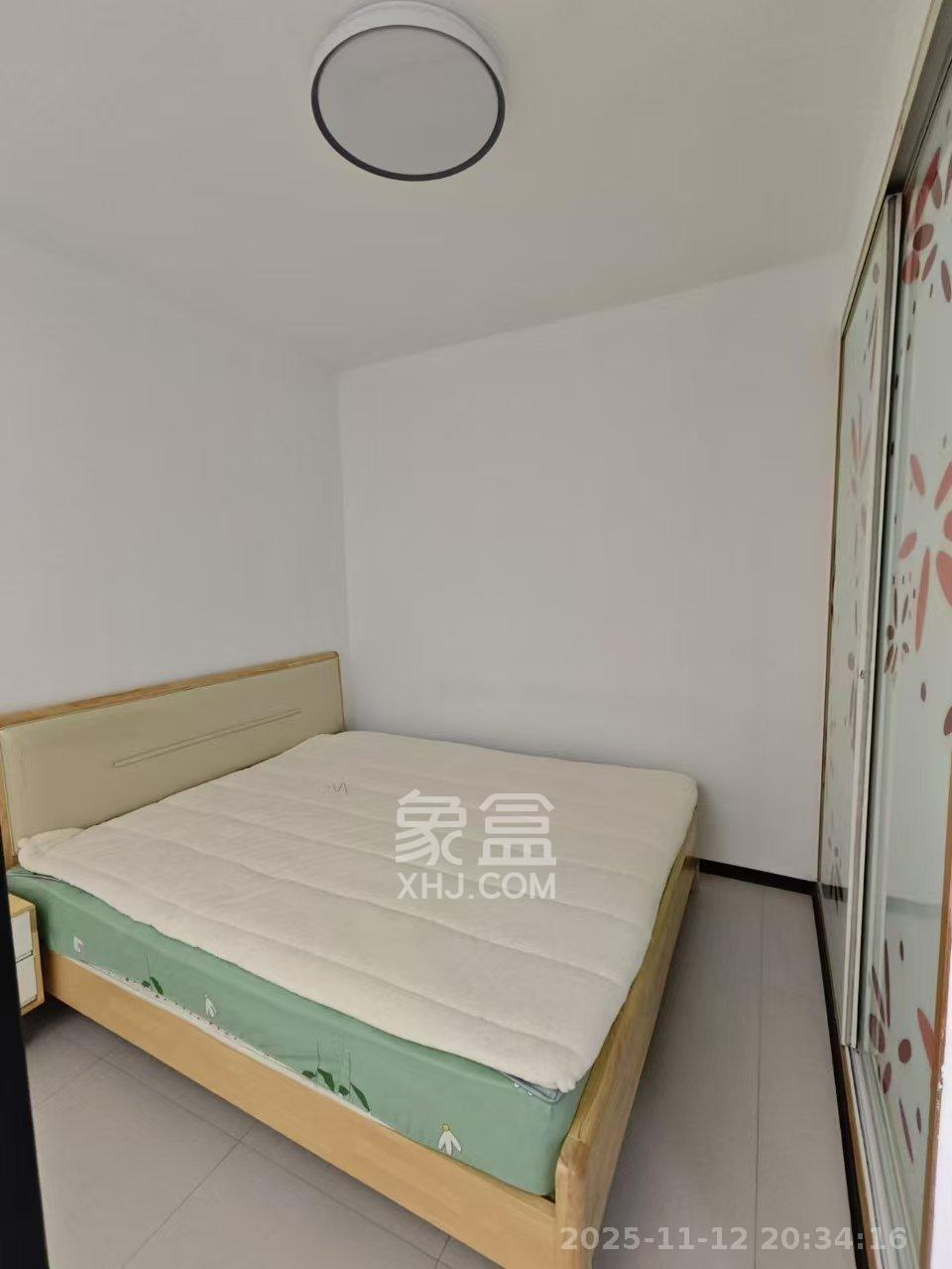 巧克力空间（建鸿达现代大厦）  1室1厅1卫    1700.0元/月室内图