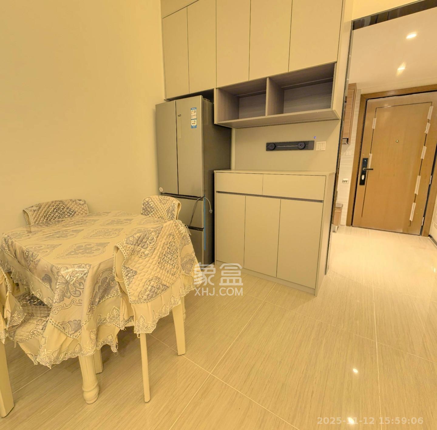 恒大国际广场  2室2厅1卫    2200.0元/月室内图