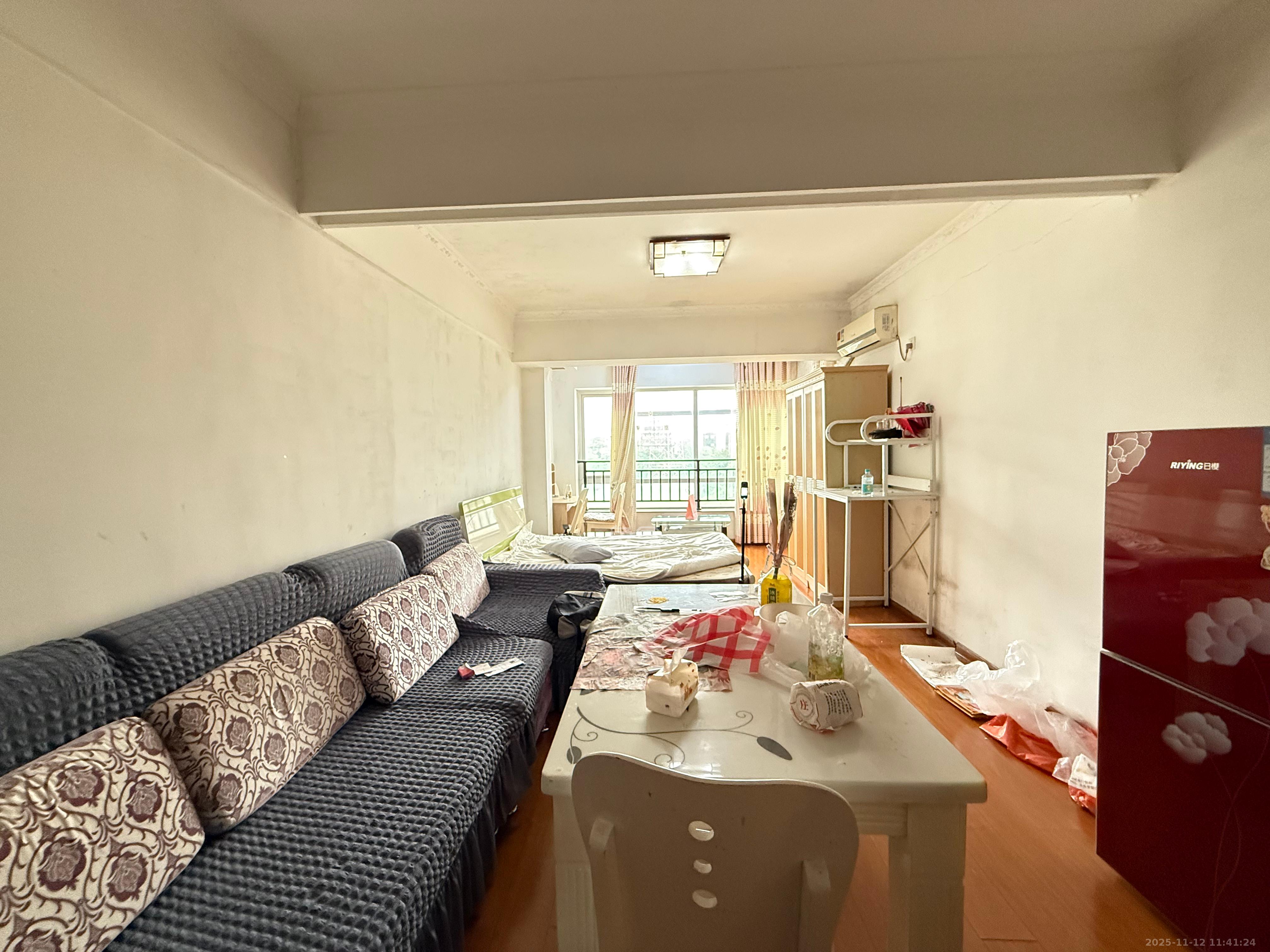 湘水和天下 1室1厅1卫 1000.0元/月 湘水和天下 1室1厅1卫 1000.0元/月室内图