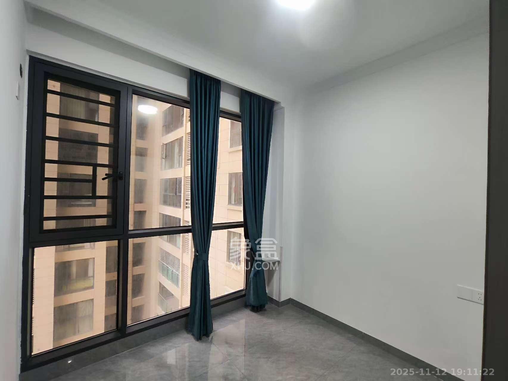 明发阅江悦府  3室2厅2卫    2200.0元/月室内图