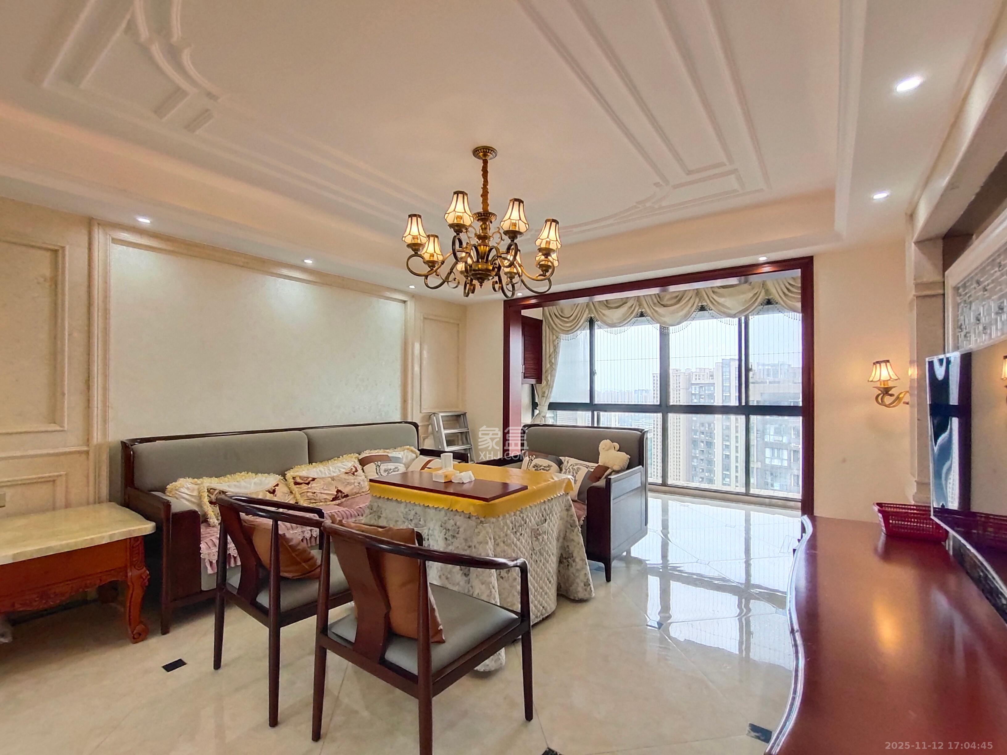 融科东南海  4室2厅2卫    4000.0元/月室内图