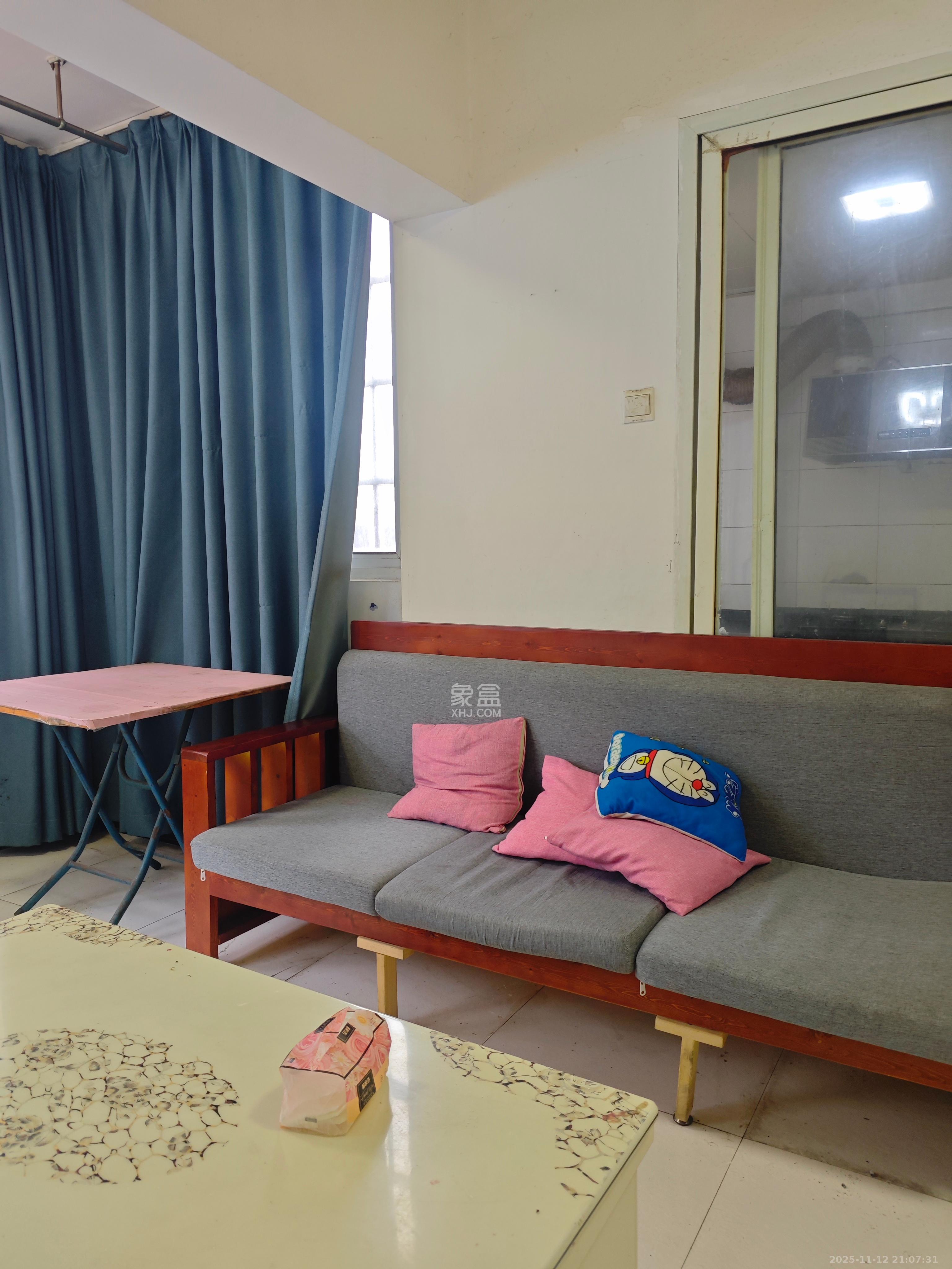 雨花大厦(云海大厦) 1室0厅0卫 1600.0元/月 雨花大厦(云海大厦) 1室0厅0卫 1600.0元/月室内图