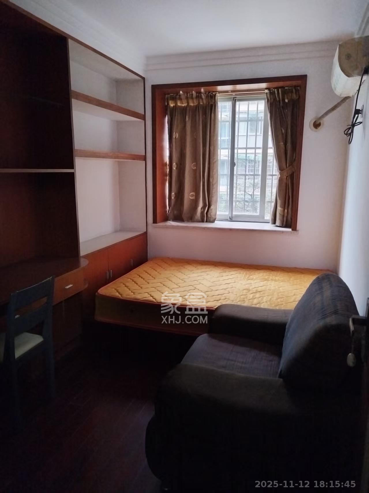 金帆小区 2室1厅1卫 1800.0元/月 金帆小区 2室1厅1卫 1800.0元/月室内图