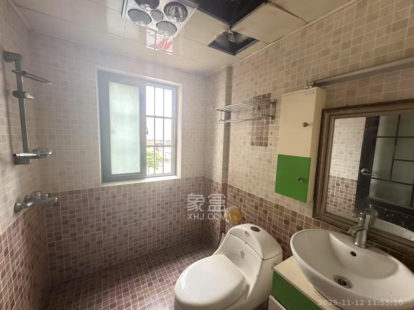 浏阳河畔家园  2室2厅2卫    2200.0元/月室内图