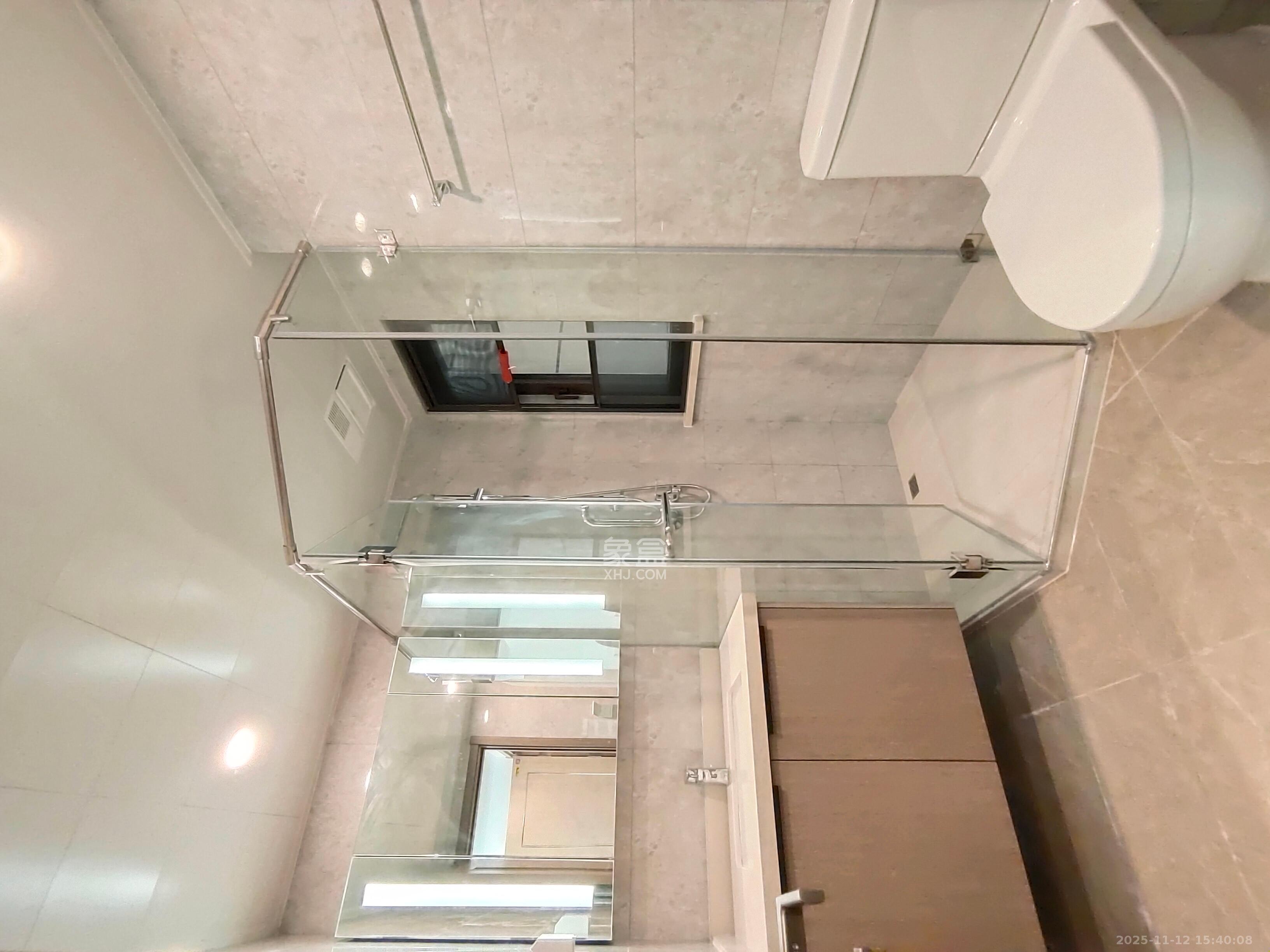 龙湖铂金中心（龙湖春江郦城）  3室2厅2卫    4800.0元/月室内图