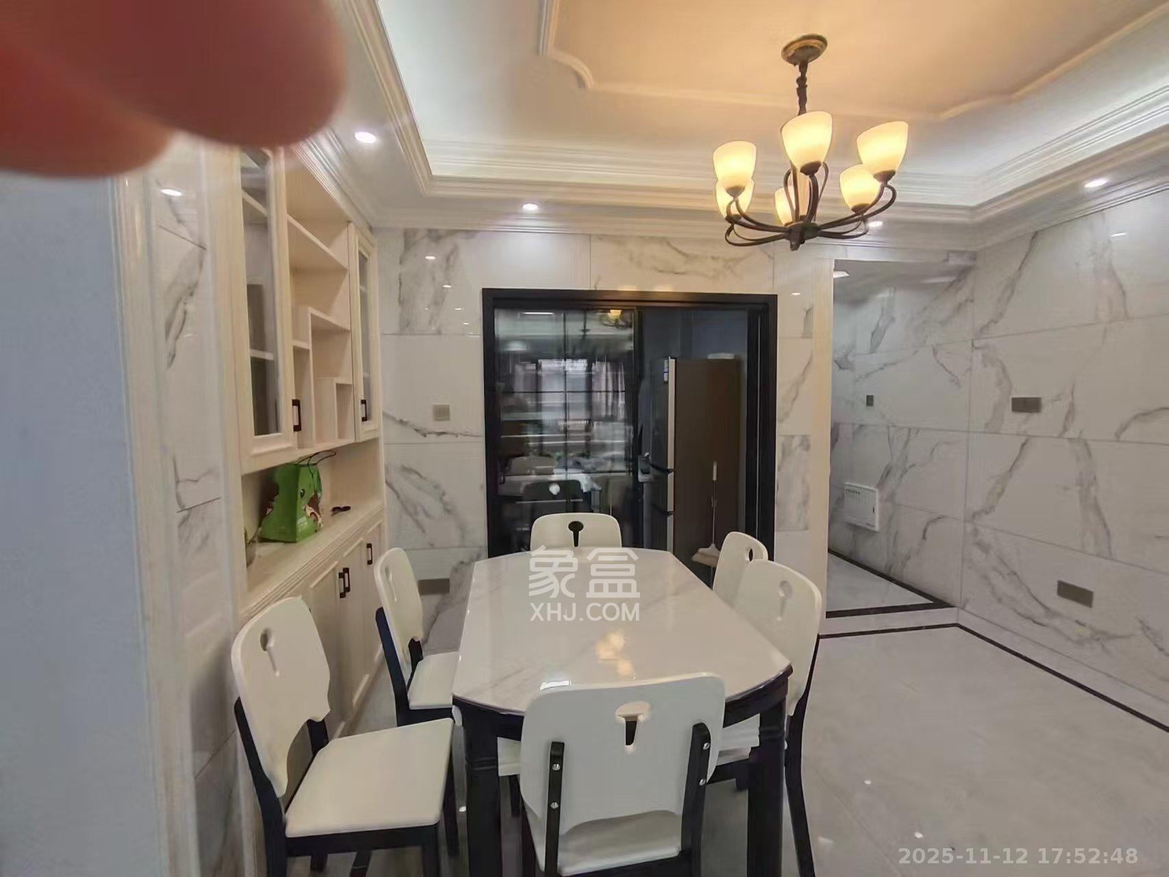 松雅湖壹号  3室2厅1卫    2600.0元/月室内图