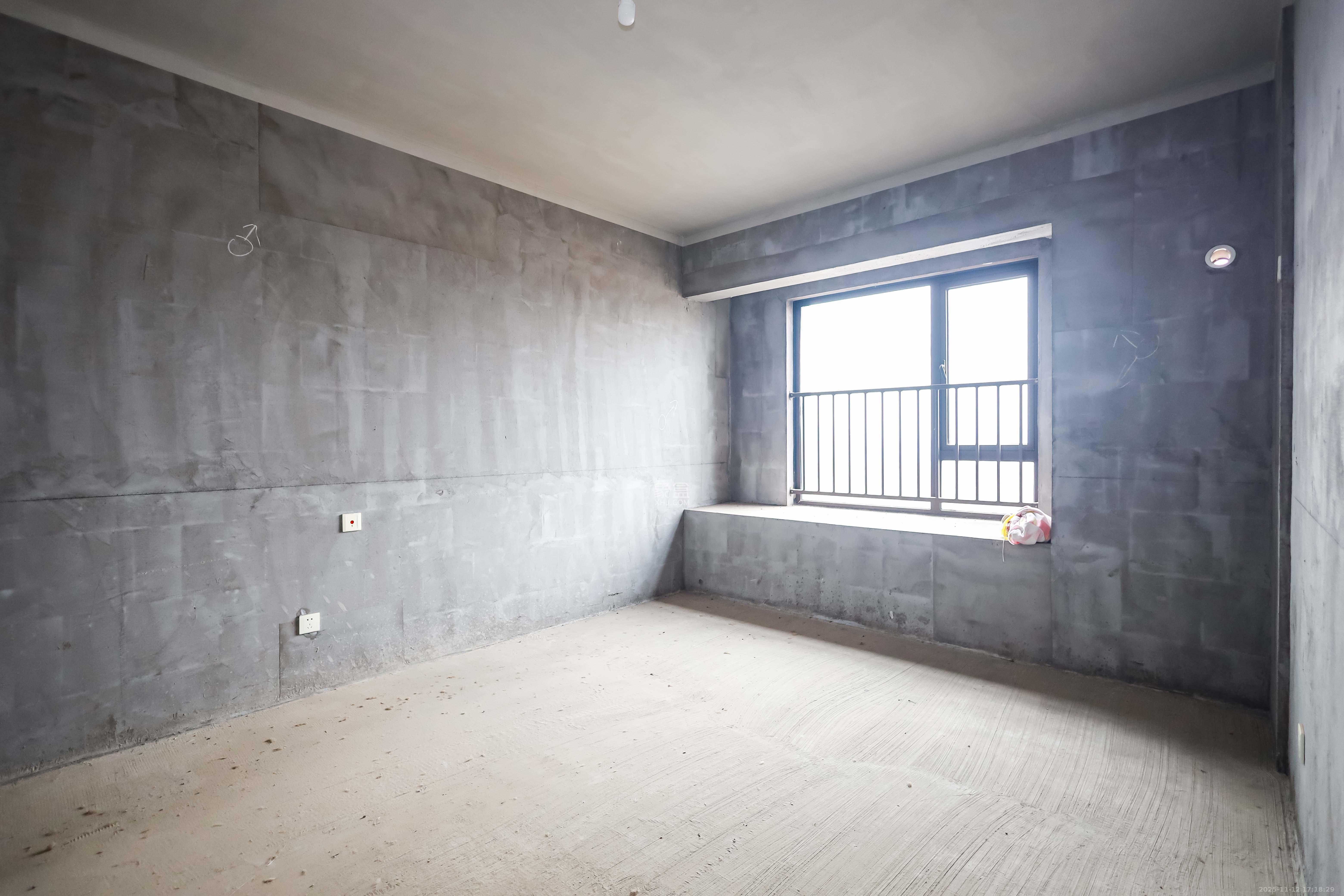 奥克斯缔壹城 4室2厅2卫 94.8万 奥克斯缔壹城 4室2厅2卫 94.8万卧室