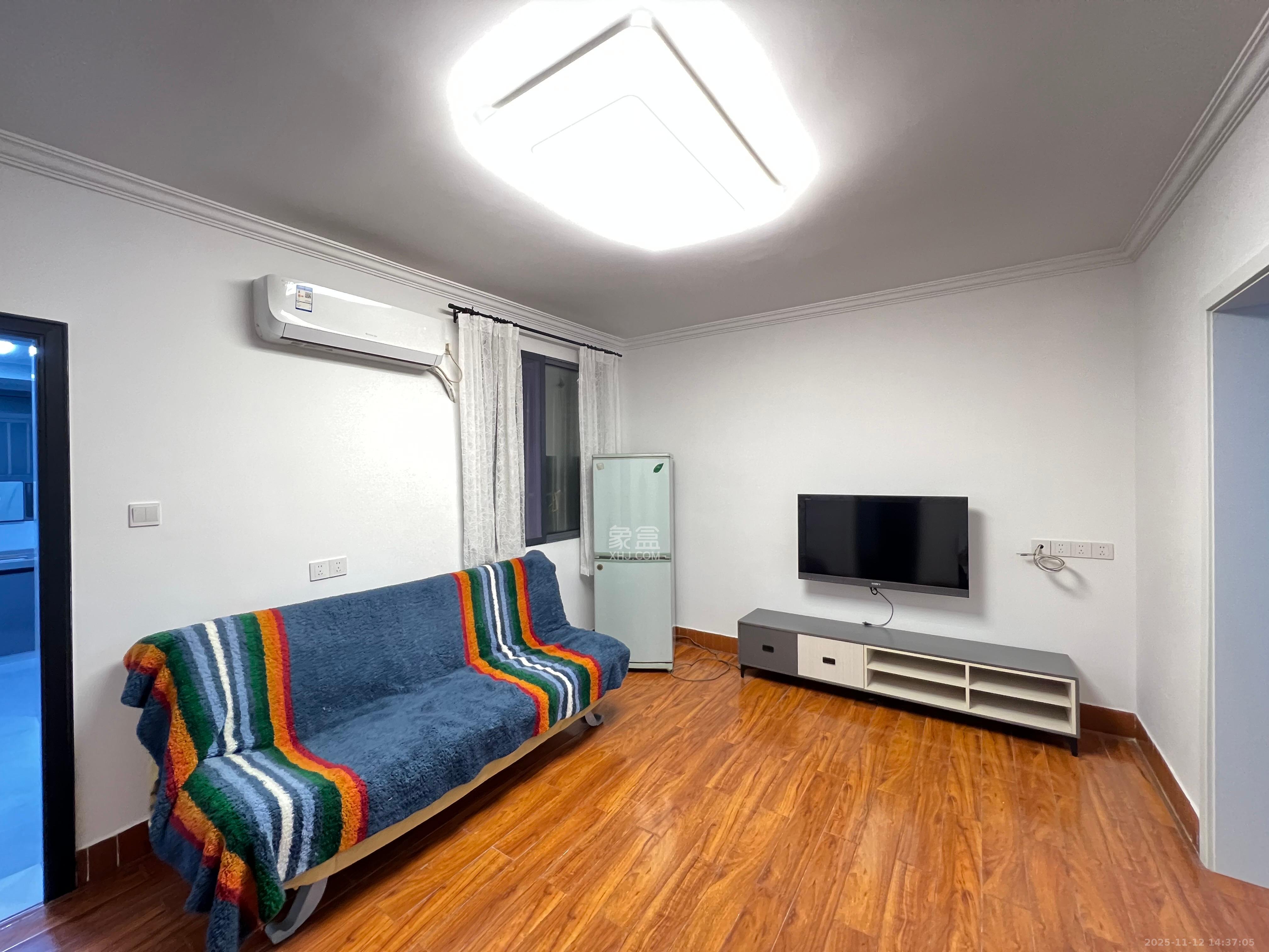 湖橡宿舍/湖橡小区  2室1厅1卫    2400.0元/月室内图