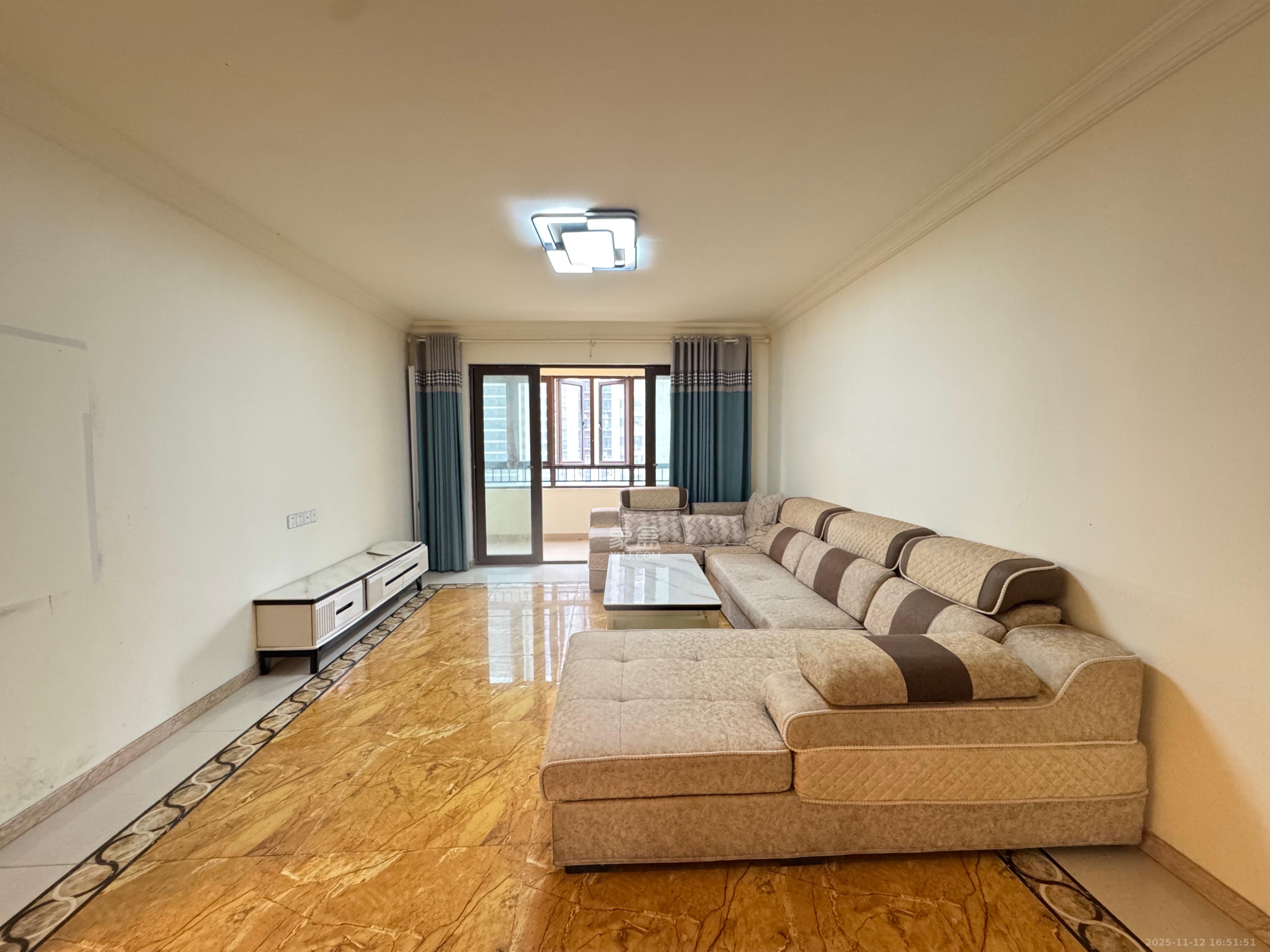 碧桂园大学印象一期  4室2厅2卫    1650.0元/月