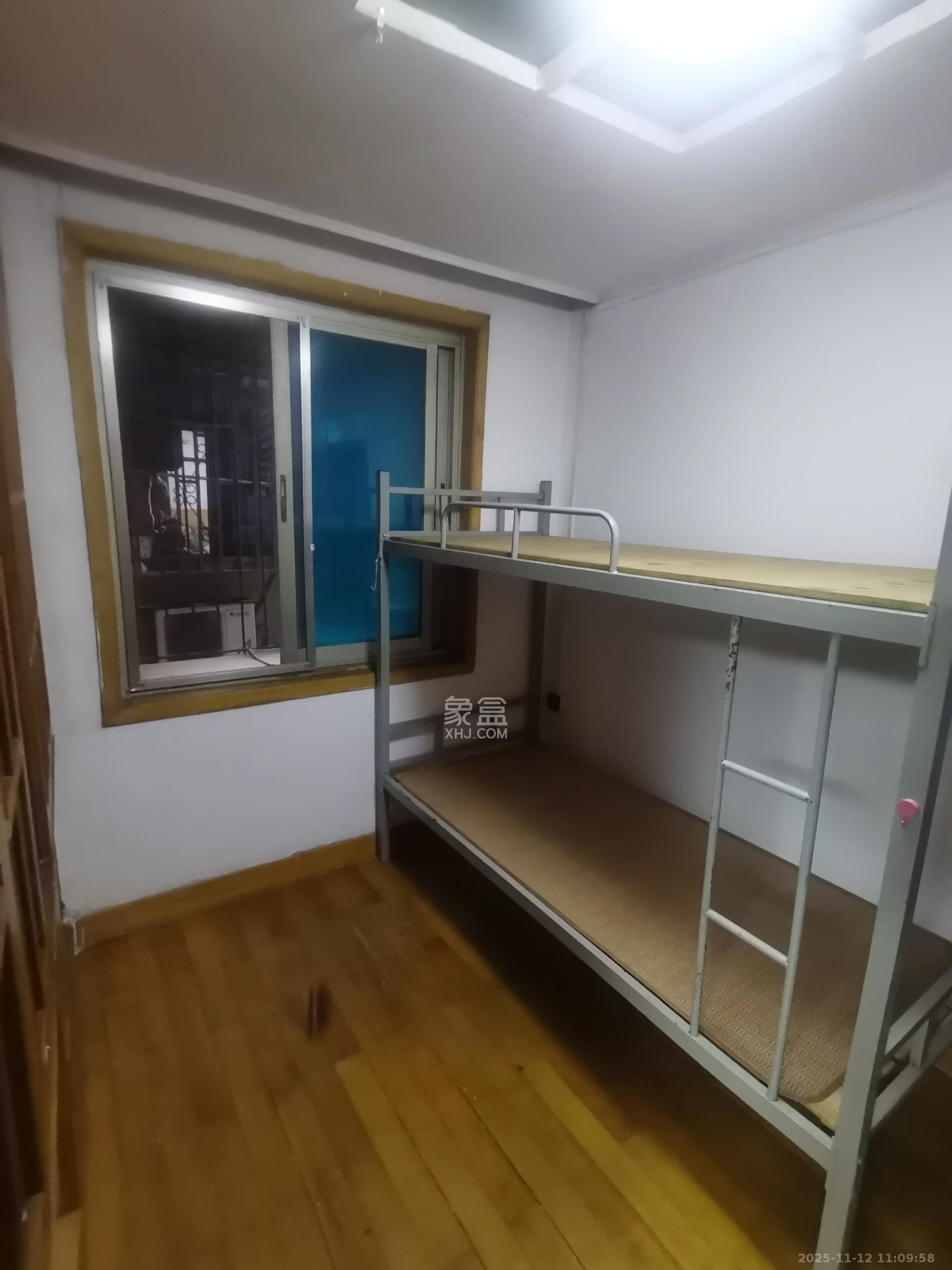 活元桥散盘  4室2厅1卫    2000.0元/月室内图