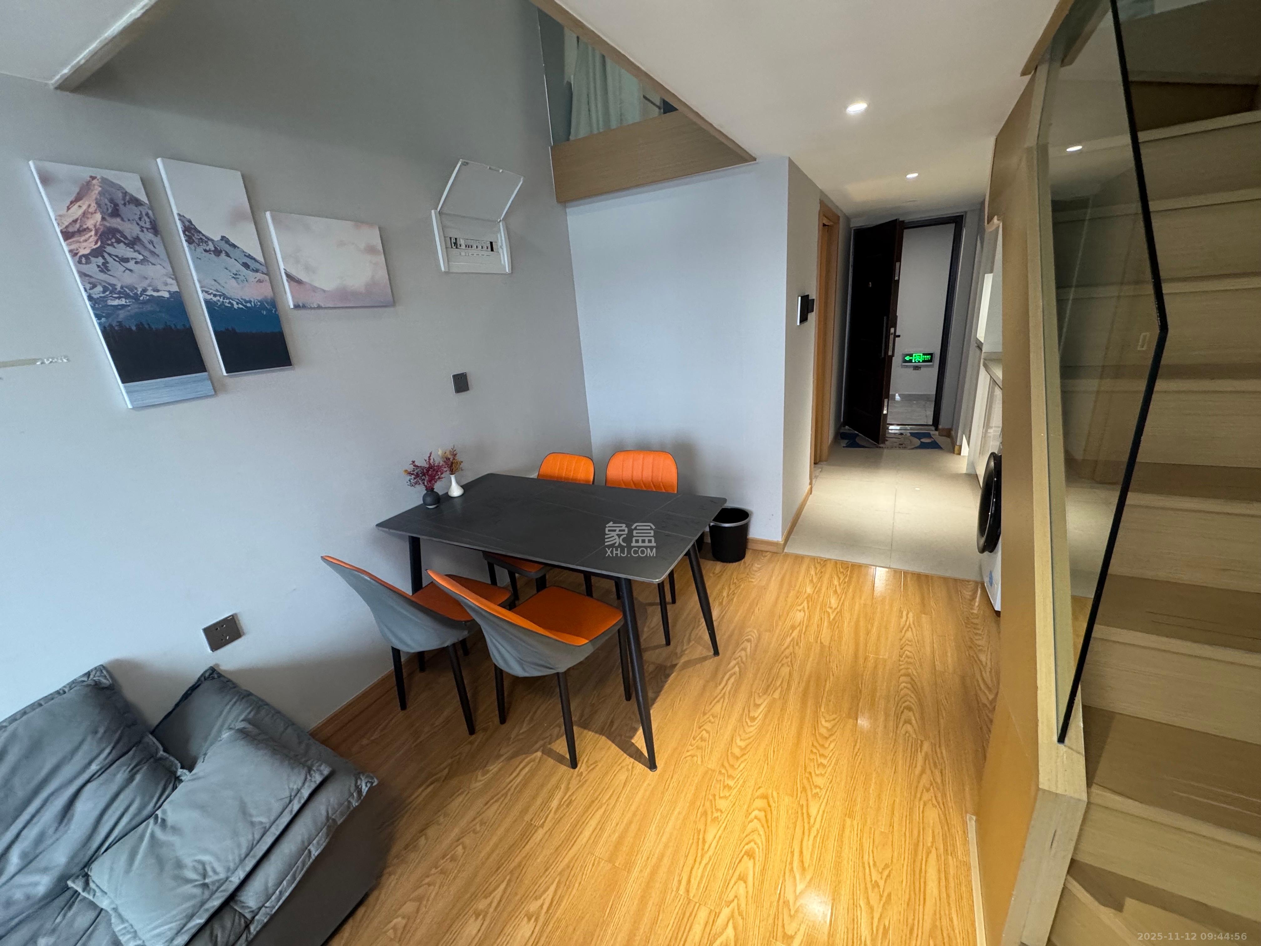 阳光城檀悦  1室1厅1卫    2300.0元/月室内图