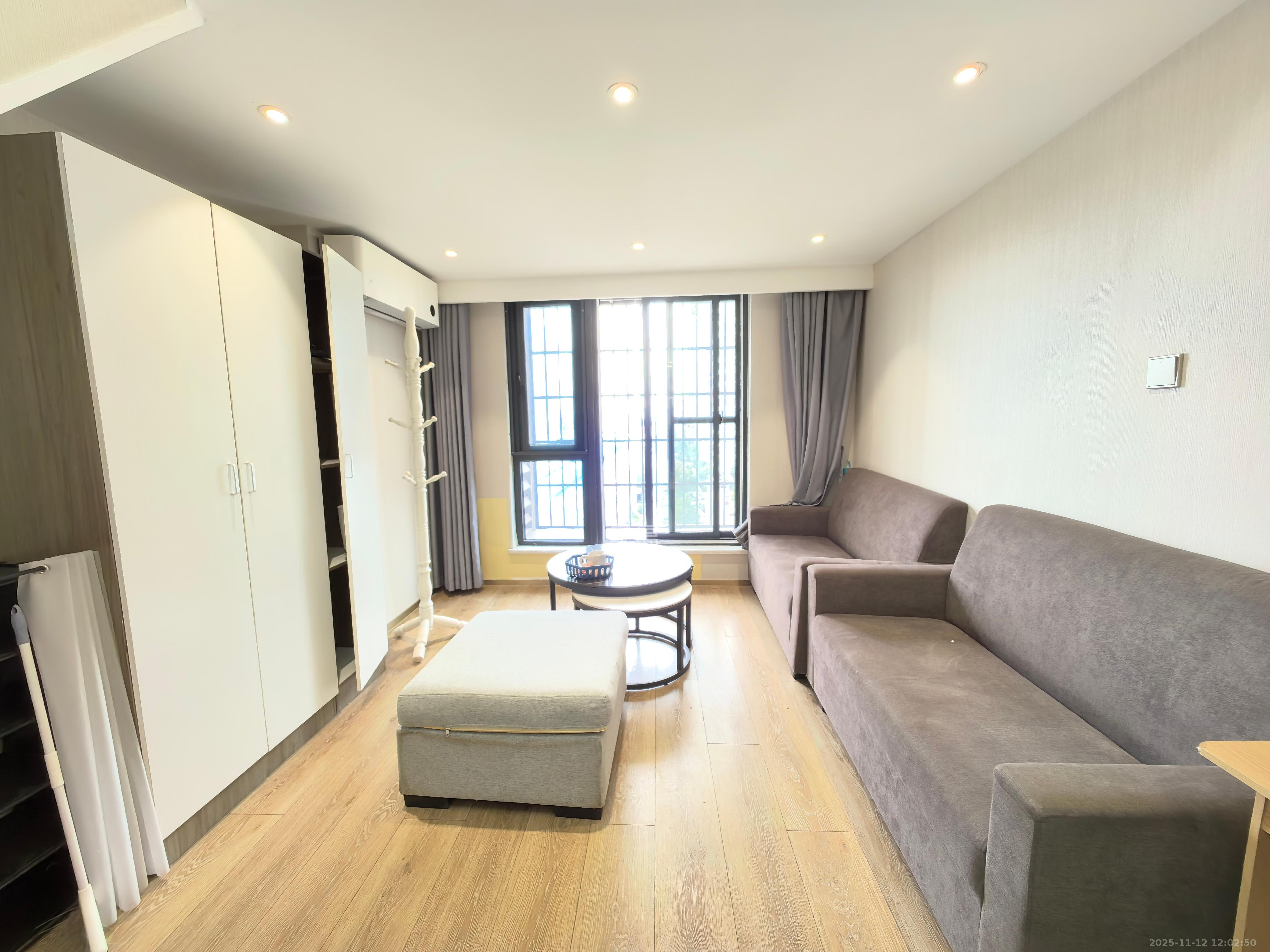 华远海蓝郡  2室1厅1卫    1300.0元/月室内图