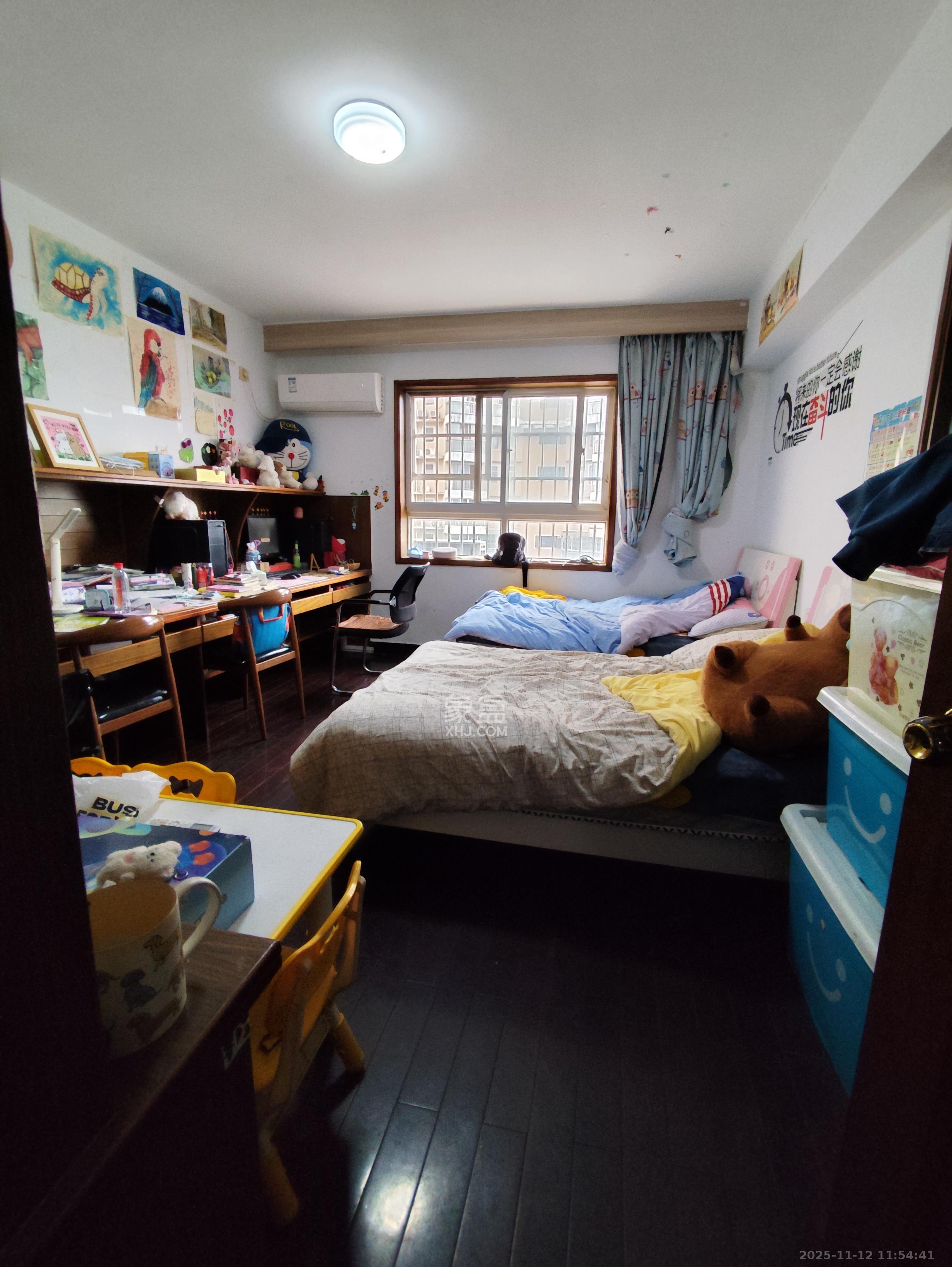 天心电脑城(朝阳丽景,朝阳丽园) 4室2厅1卫 3500.0元/月 天心电脑城(朝阳丽景,朝阳丽园) 4室2厅1卫 3500.0元/月室内图