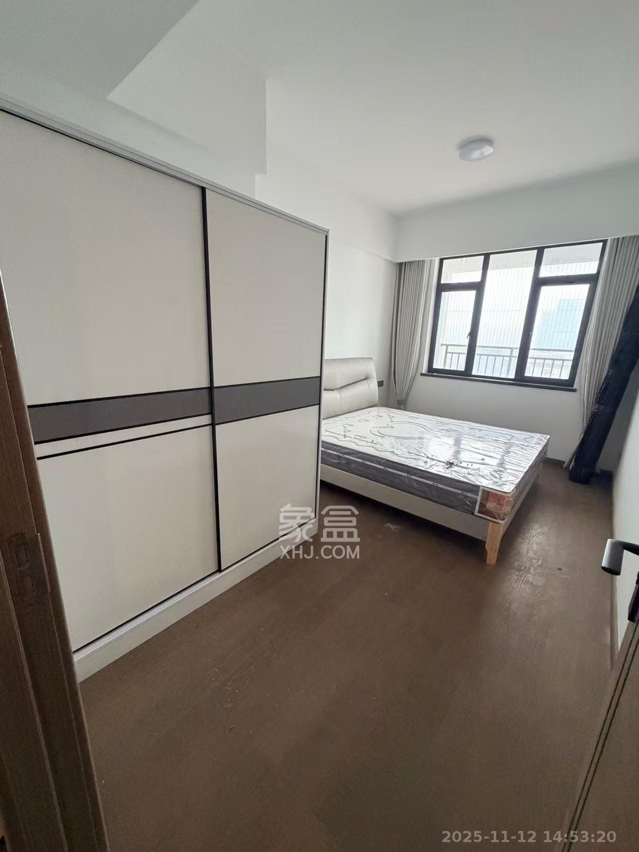 梅溪枫林  4室2厅1卫    3580.0元/月室内图