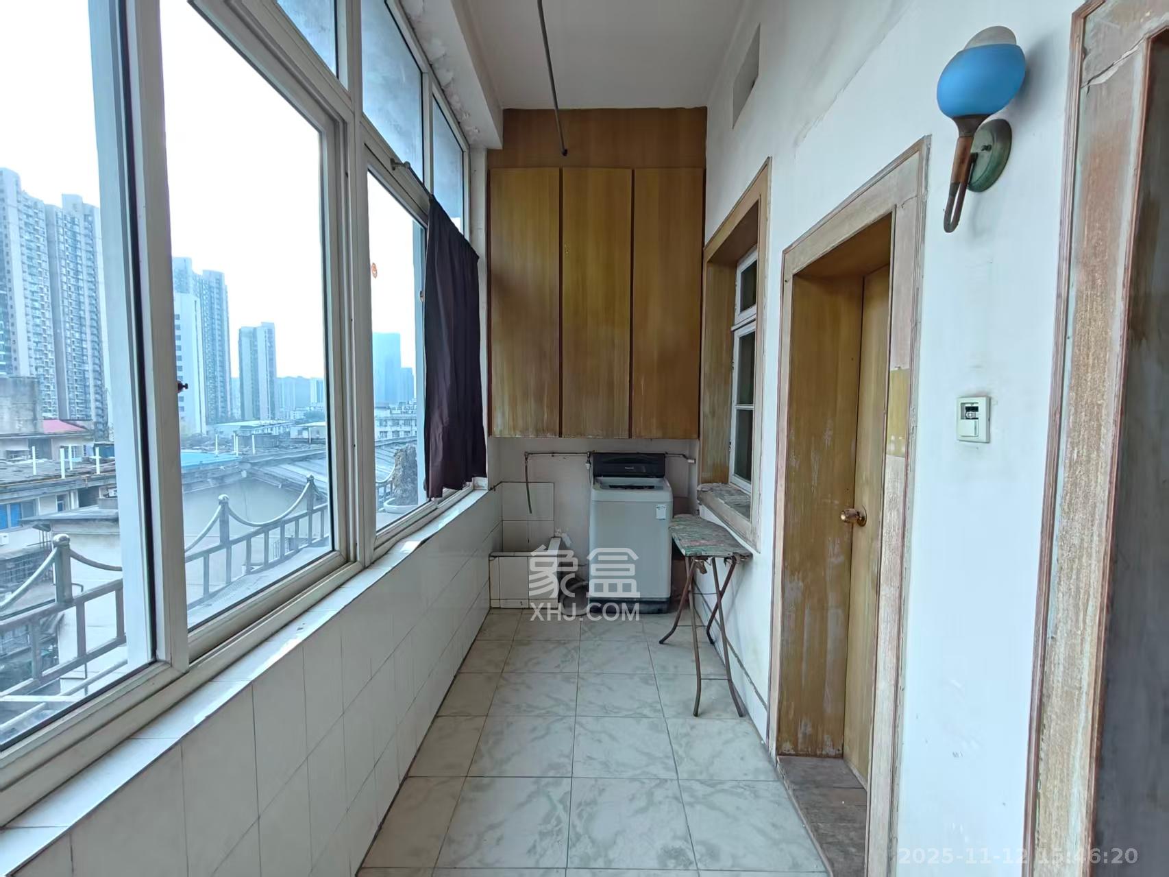 湖南第六工程有限公司机关小区（六公司机关大院）  2室1厅1卫    1300.0元/月室内图