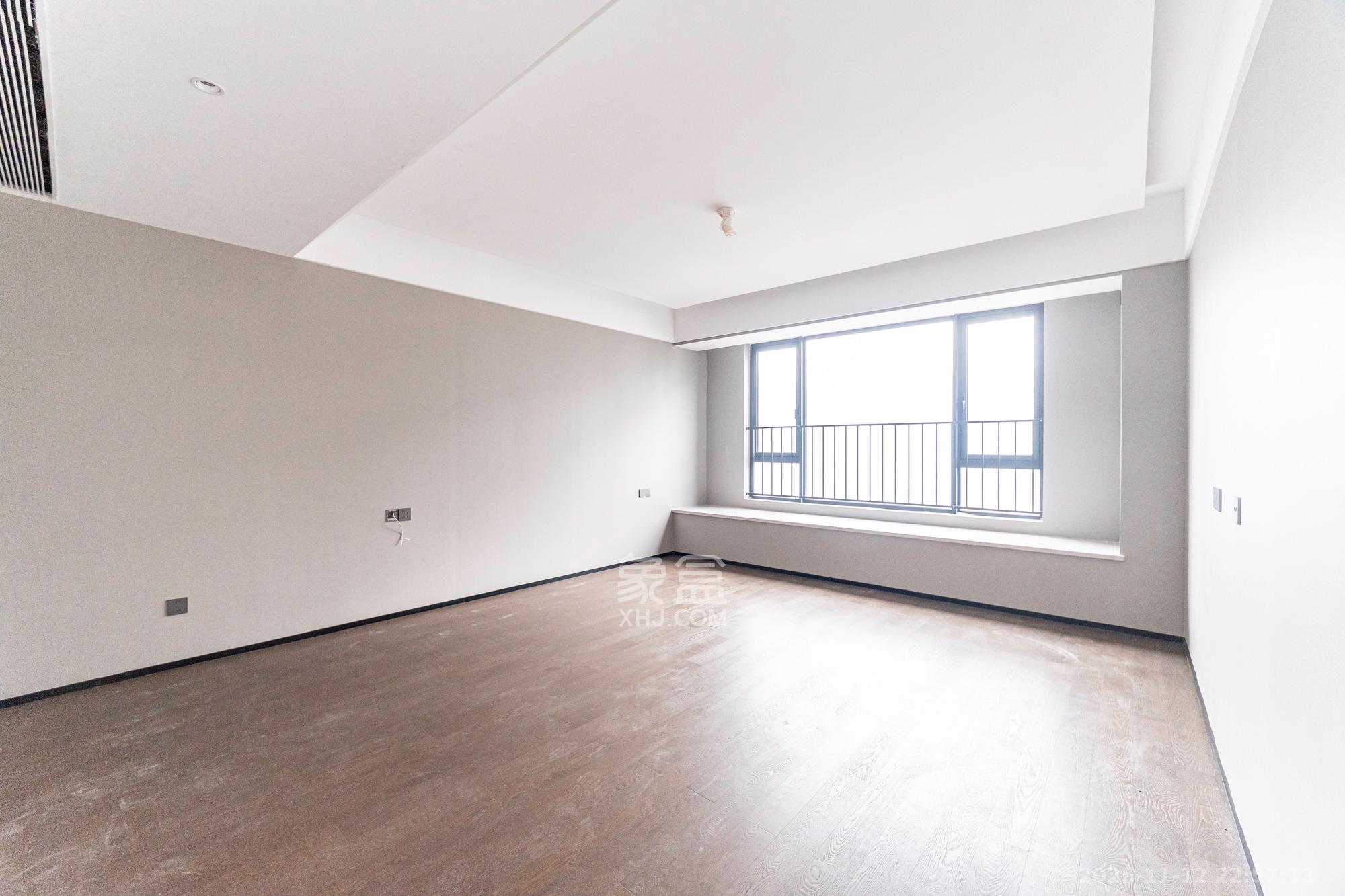 万科松湖天地  4室2厅4卫    478.0万卧室