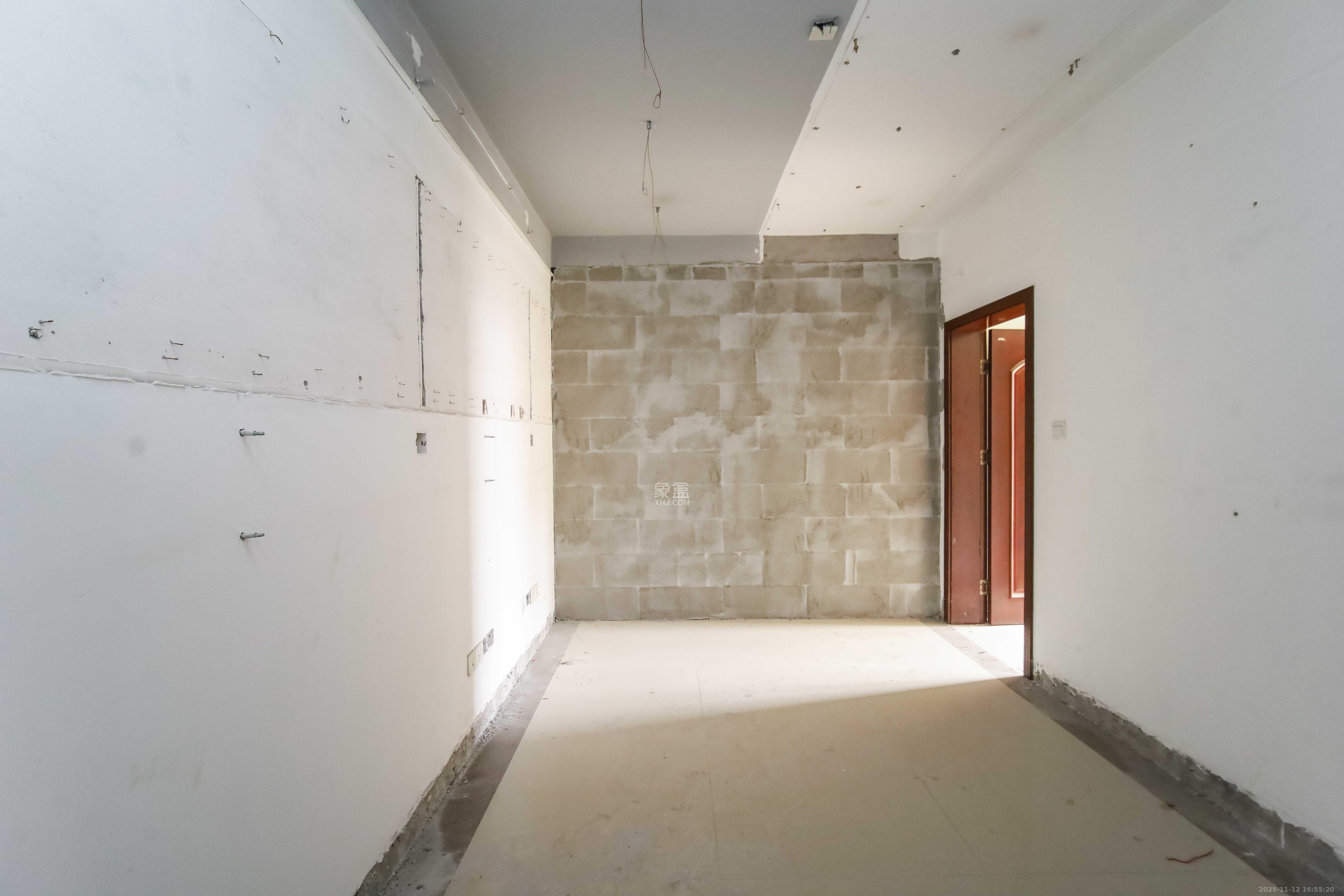 汇都公寓 3室2厅1卫 71.0万 汇都公寓 3室2厅1卫 71.0万卧室