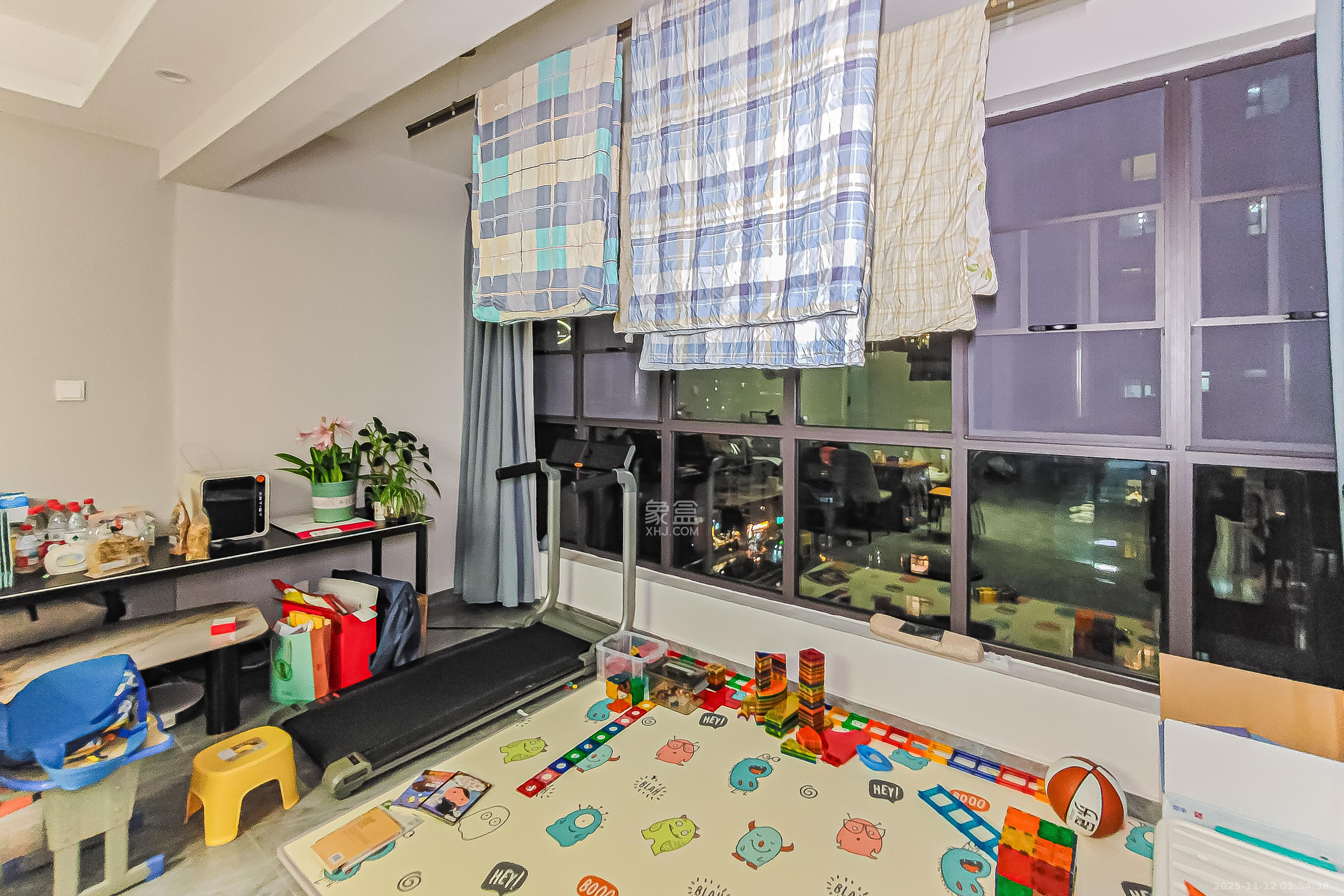 建发央玺（建发泱玺雅苑）  4室2厅3卫    325.0万阳台