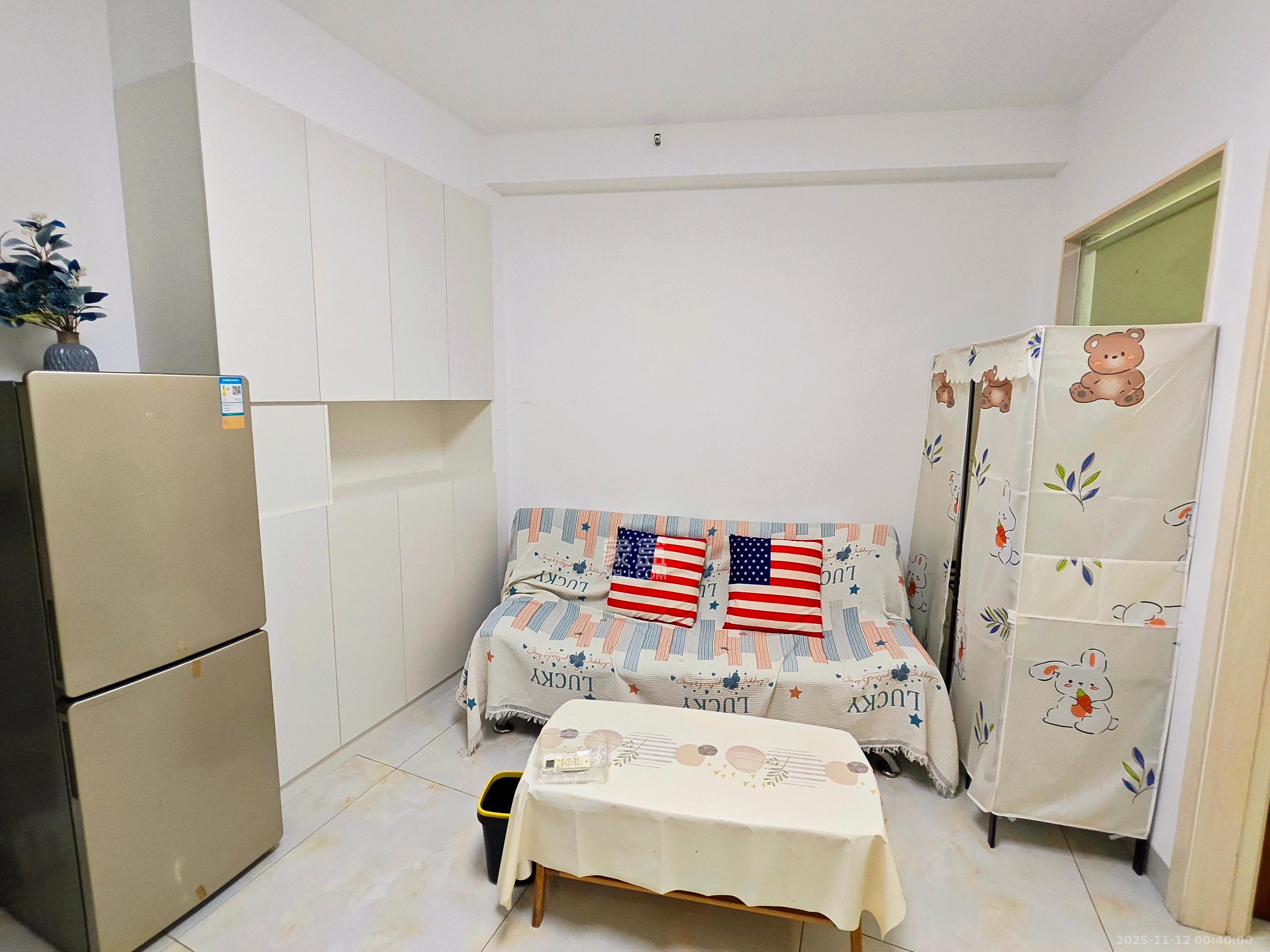 达美美立方  1室1厅1卫    2200.0元/月室内图