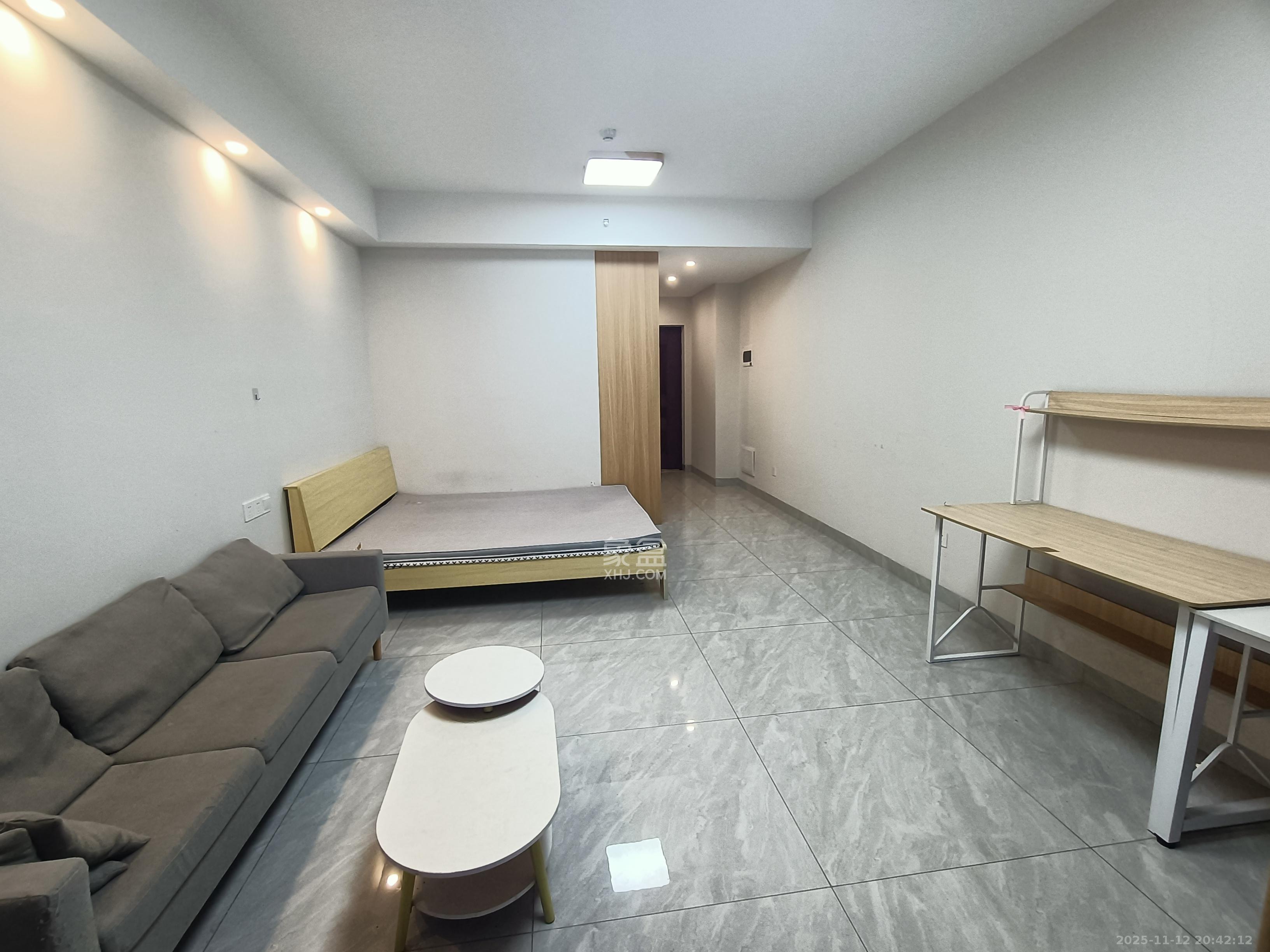 福晟钱隆国际(晟冉景苑) 1室1厅1卫 1500.0元/月 福晟钱隆国际(晟冉景苑) 1室1厅1卫 1500.0元/月室内图