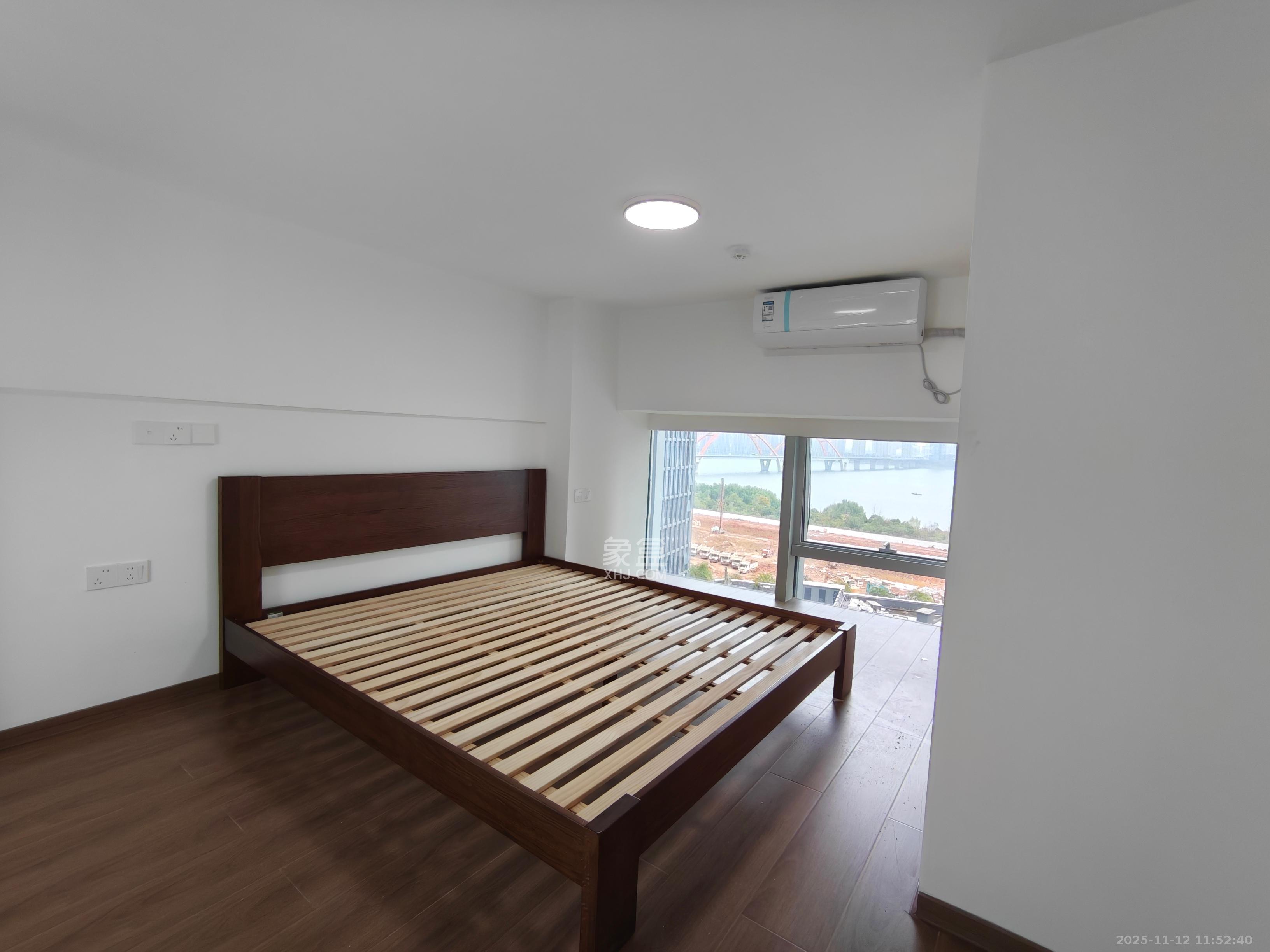 复地滨江金融中心  1室1厅1卫    3100.0元/月室内图