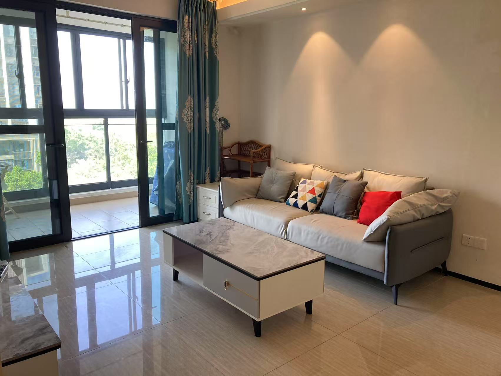 恒大美丽沙天澜湾 2室2厅1卫 2500.0元/月 恒大美丽沙天澜湾 2室2厅1卫 2500.0元/月室内图