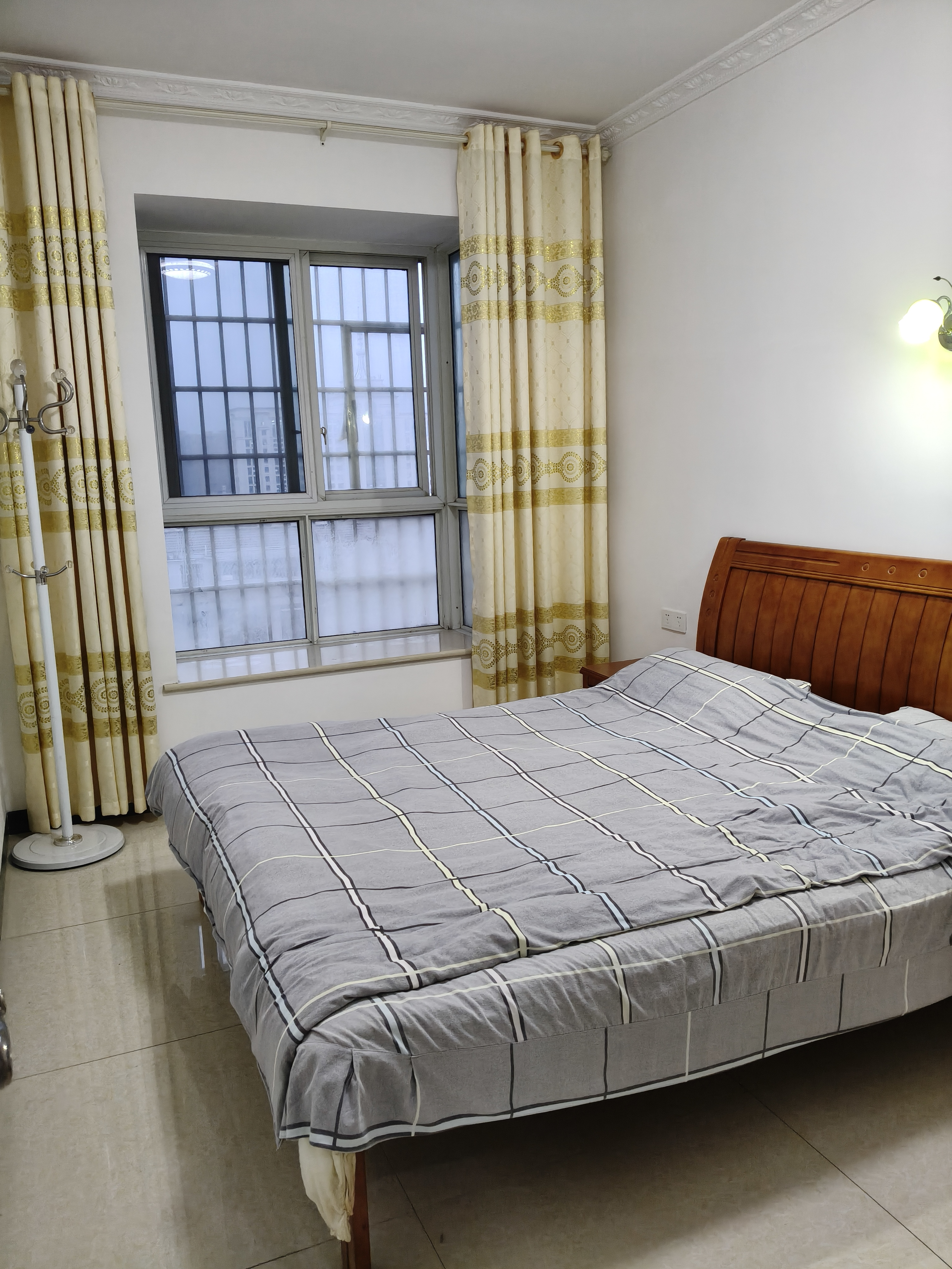 山水名苑 3室2厅1卫 49.8万 山水名苑 3室2厅1卫 49.8万客厅