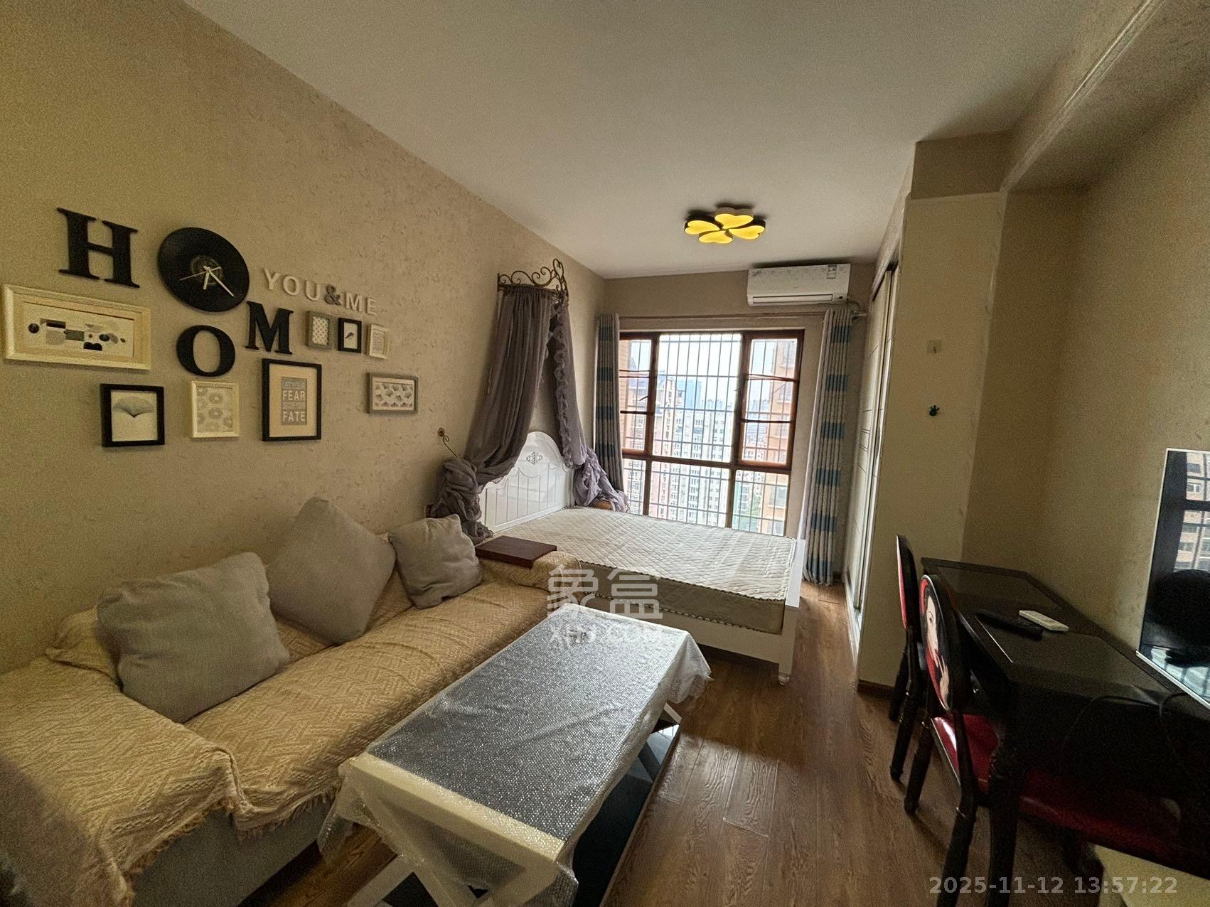 惠通才郡  1室1厅1卫    1600.0元/月室内图