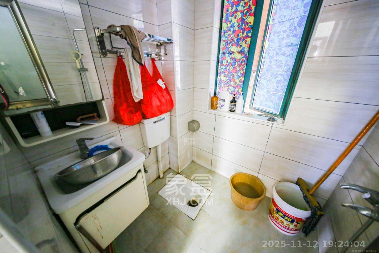 才子嘉都  1室0厅0卫    1900.0元/月室内图