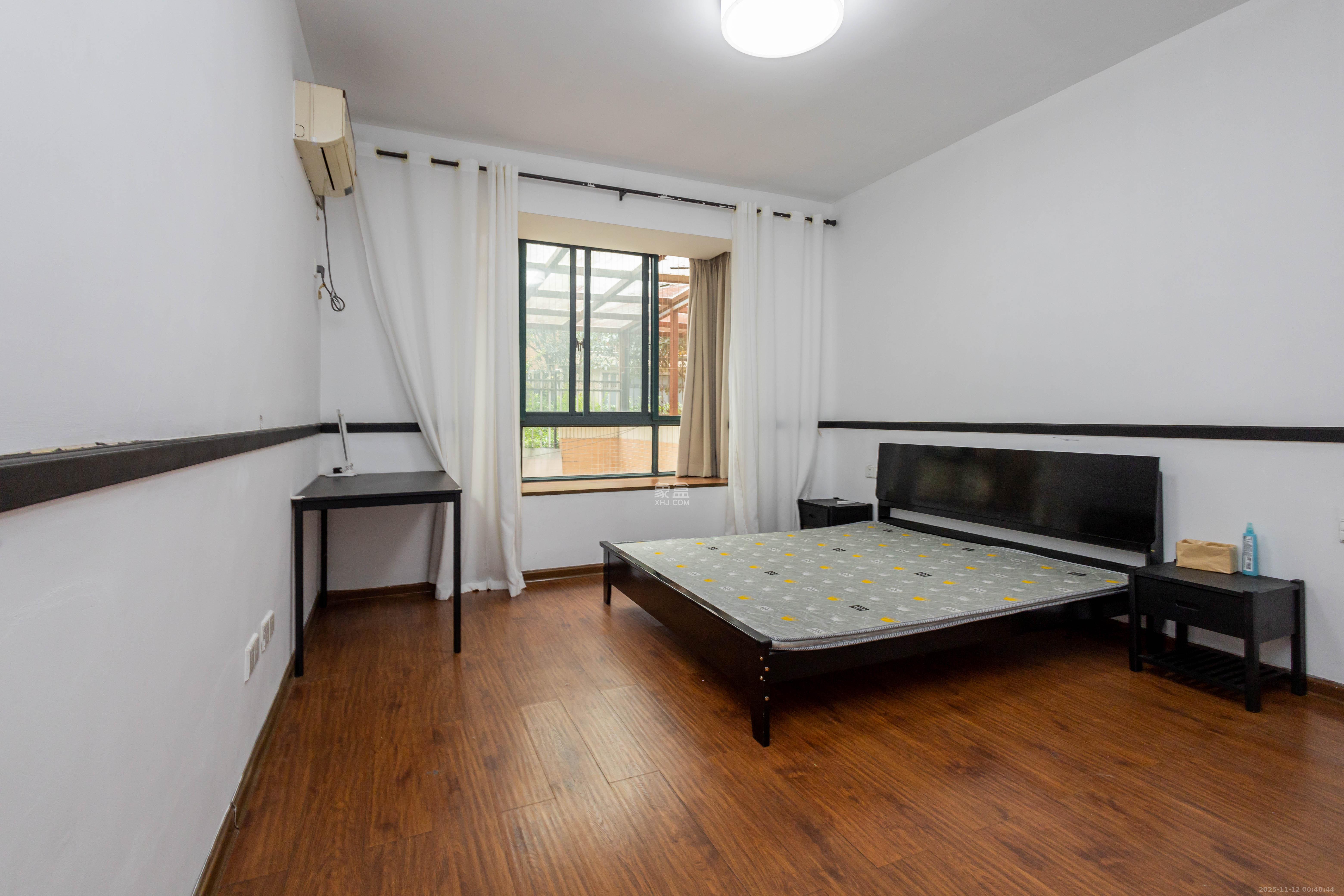 东业早安星城 4室2厅2卫 139.8万 东业早安星城 4室2厅2卫 139.8万卧室