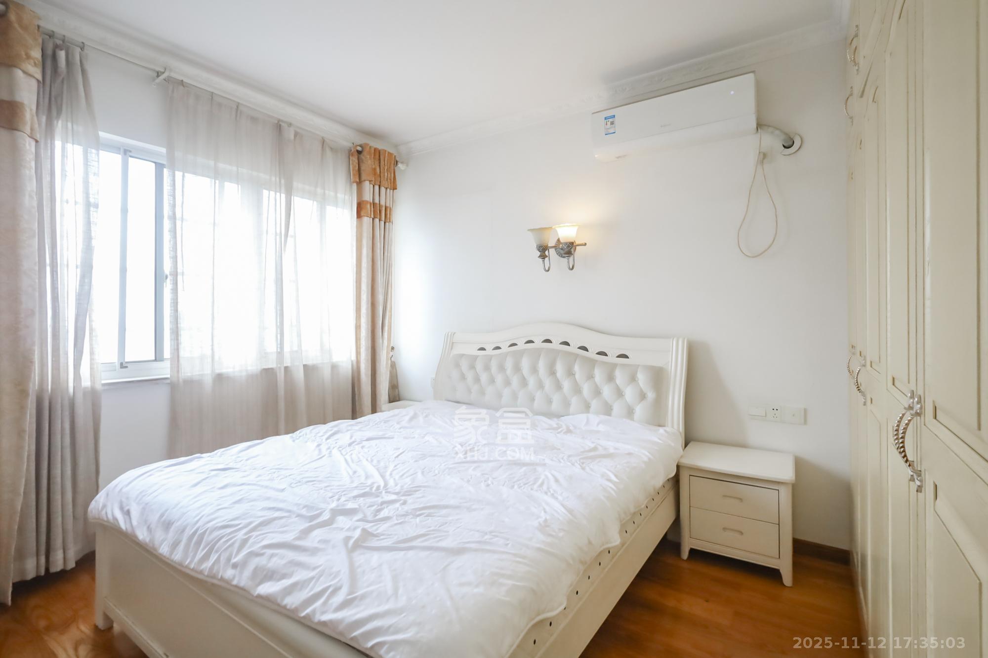 景秀江山 3室2厅1卫 115.0万 景秀江山 3室2厅1卫 115.0万卧室