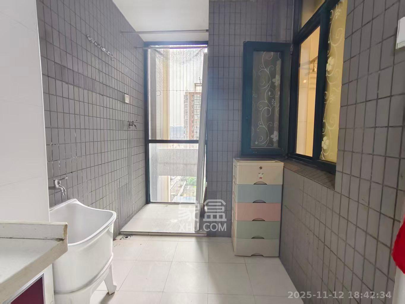 凯乐湘园  2室2厅1卫    2400.0元/月室内图