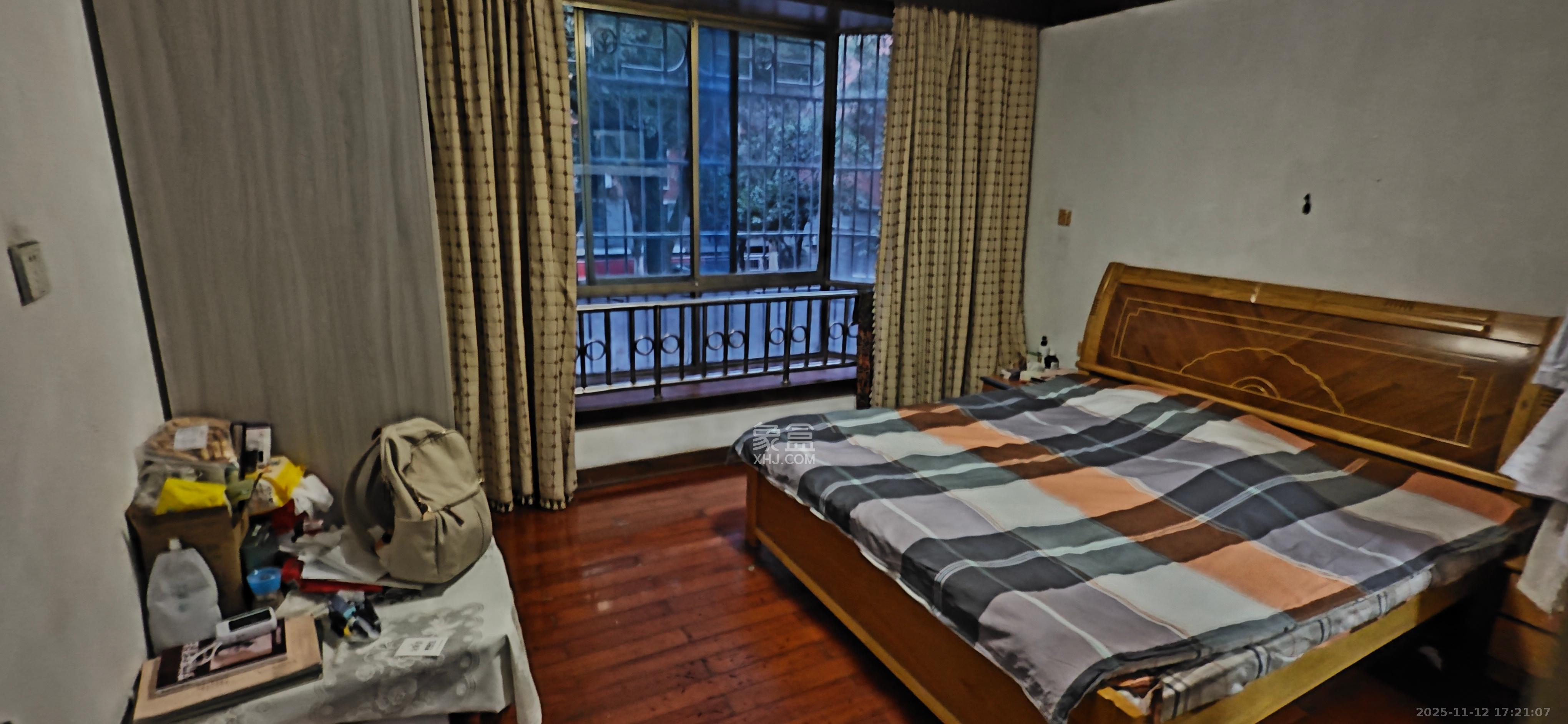 阳明山庄 3室1厅1卫 2100.0元/月 阳明山庄 3室1厅1卫 2100.0元/月室内图