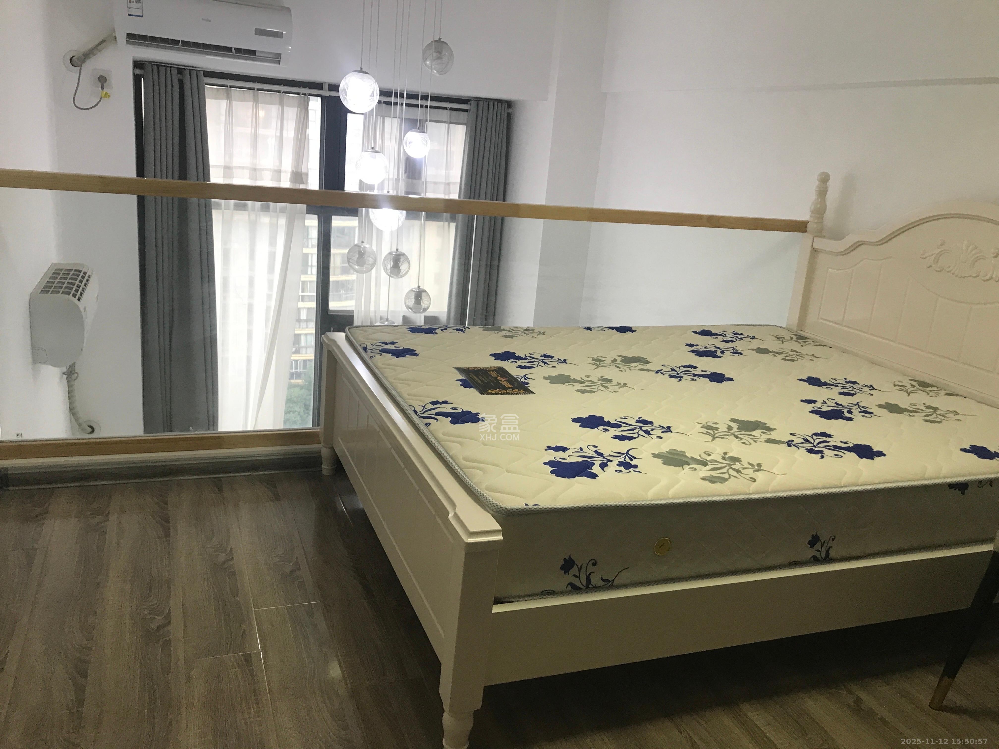 弘坤云寓  2室1厅1卫    2500.0元/月室内图