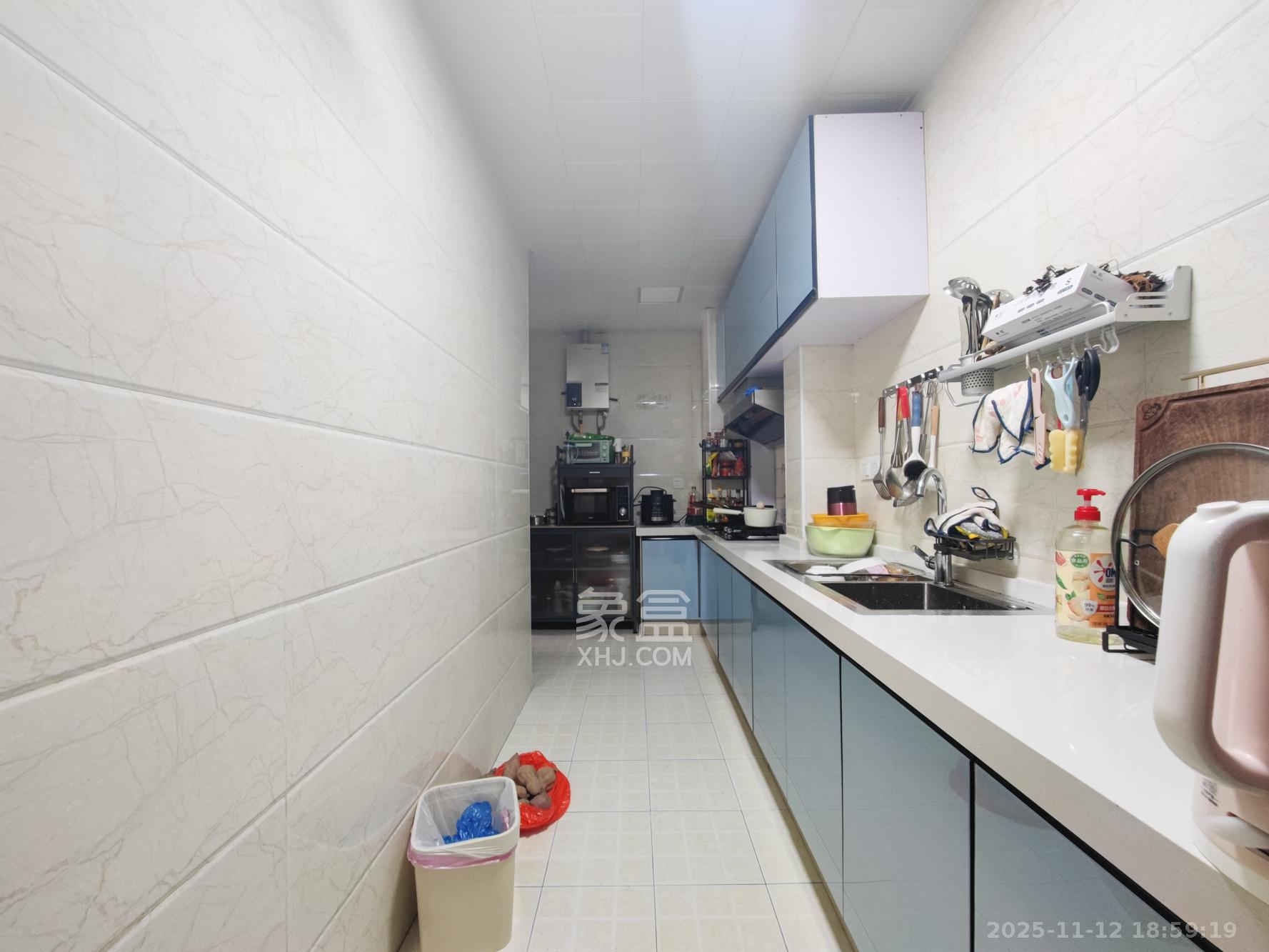 欧莱雅郡 2室1厅1卫 60.0万 欧莱雅郡 2室1厅1卫 60.0万厨房