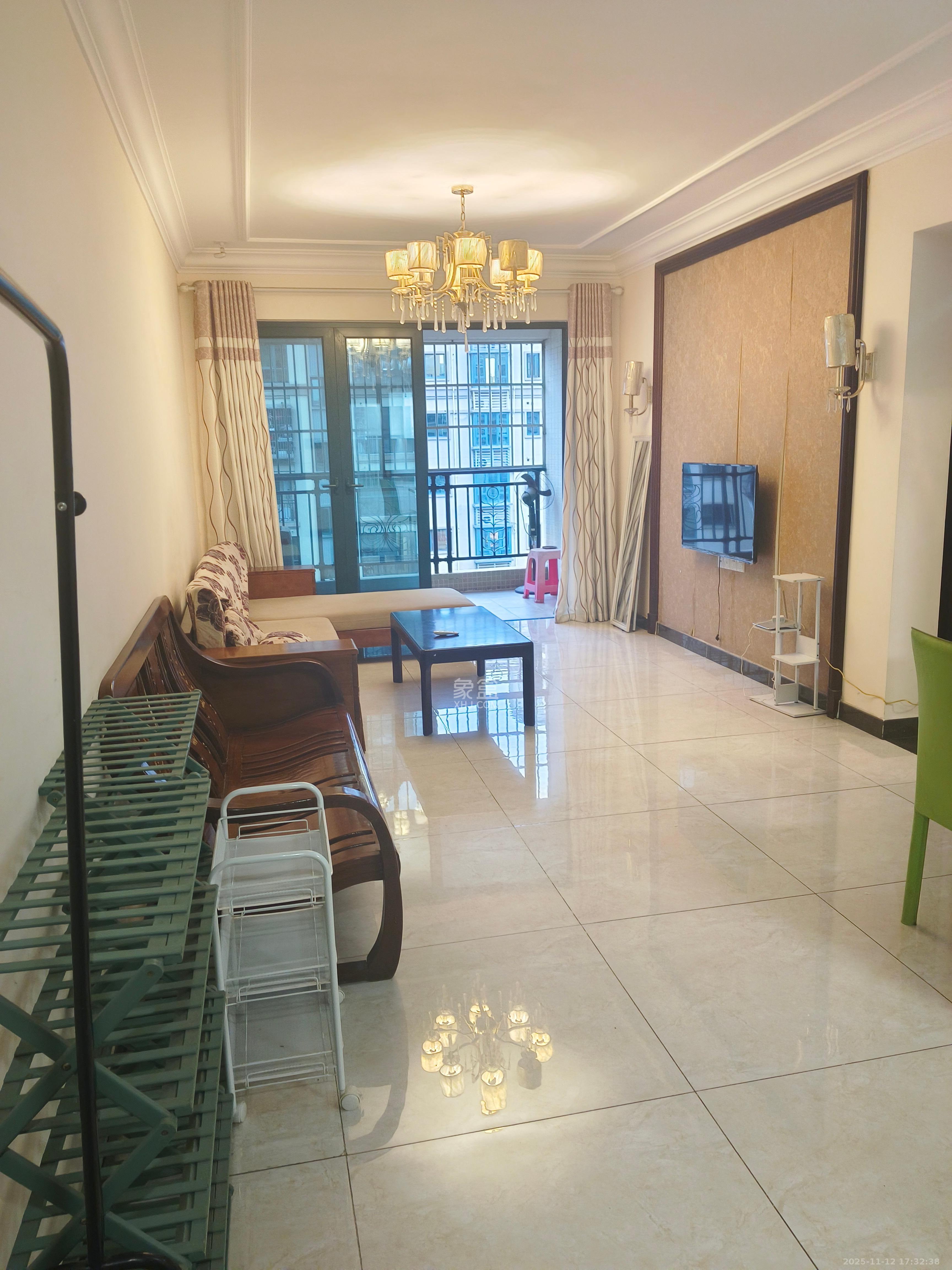 恒大雅苑  2室1厅1卫    2100.0元/月