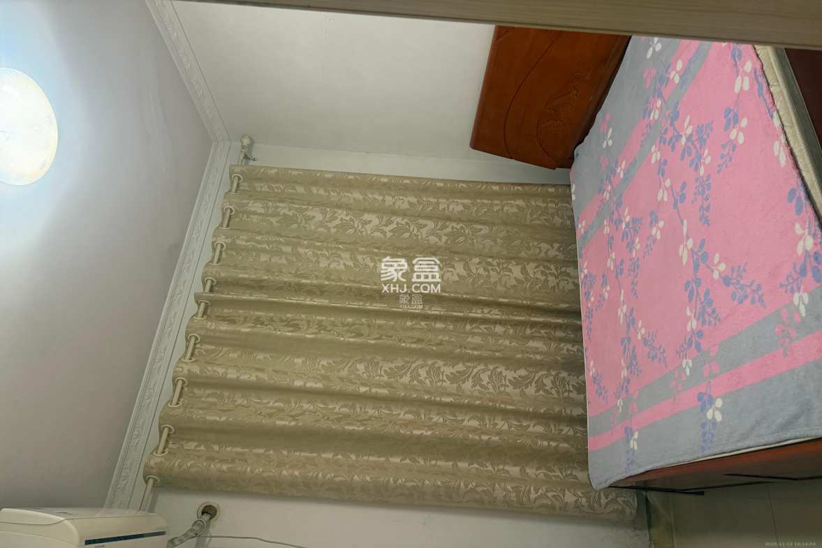 汇一城(汇壹公馆) 2室2厅1卫 1800.0元/月 汇一城(汇壹公馆) 2室2厅1卫 1800.0元/月室内图