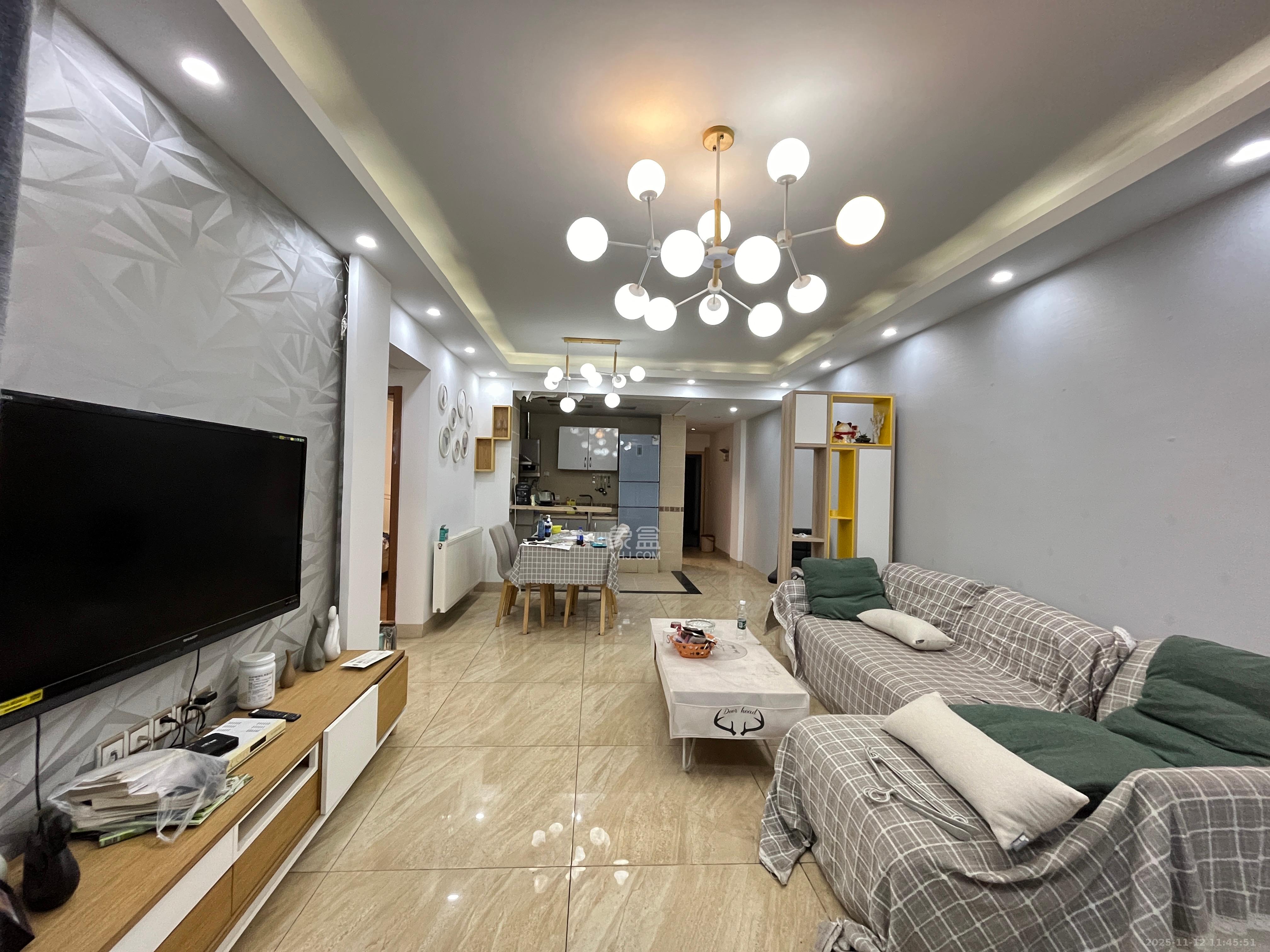 盛地尊域 3室2厅1卫 1800.0元/月 盛地尊域 3室2厅1卫 1800.0元/月室内图