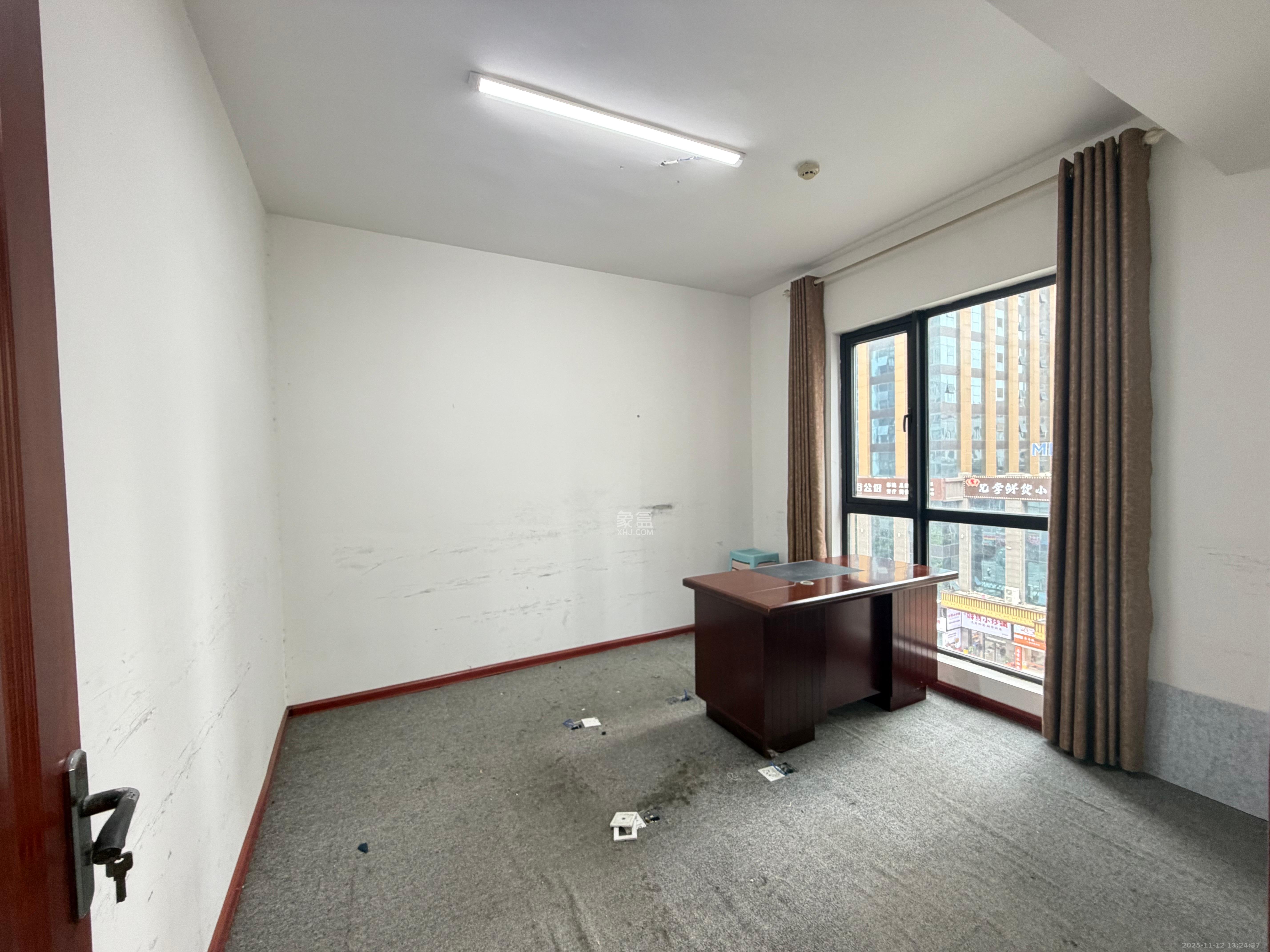 德思勤城市广场(宝格丽公寓) 2室1厅1卫 3980.0元/月 德思勤城市广场(宝格丽公寓) 2室1厅1卫 3980.0元/月室内图