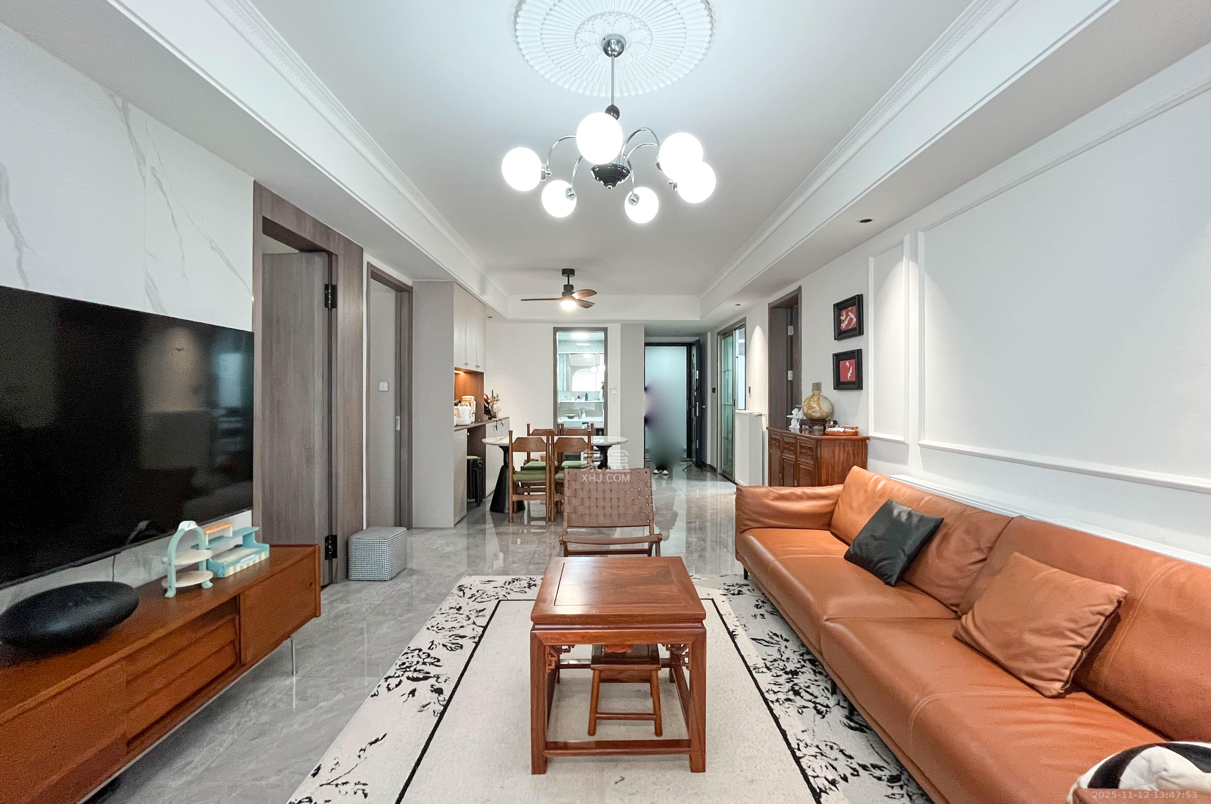 梦想枫林湾  3室2厅2卫    135.0万客厅