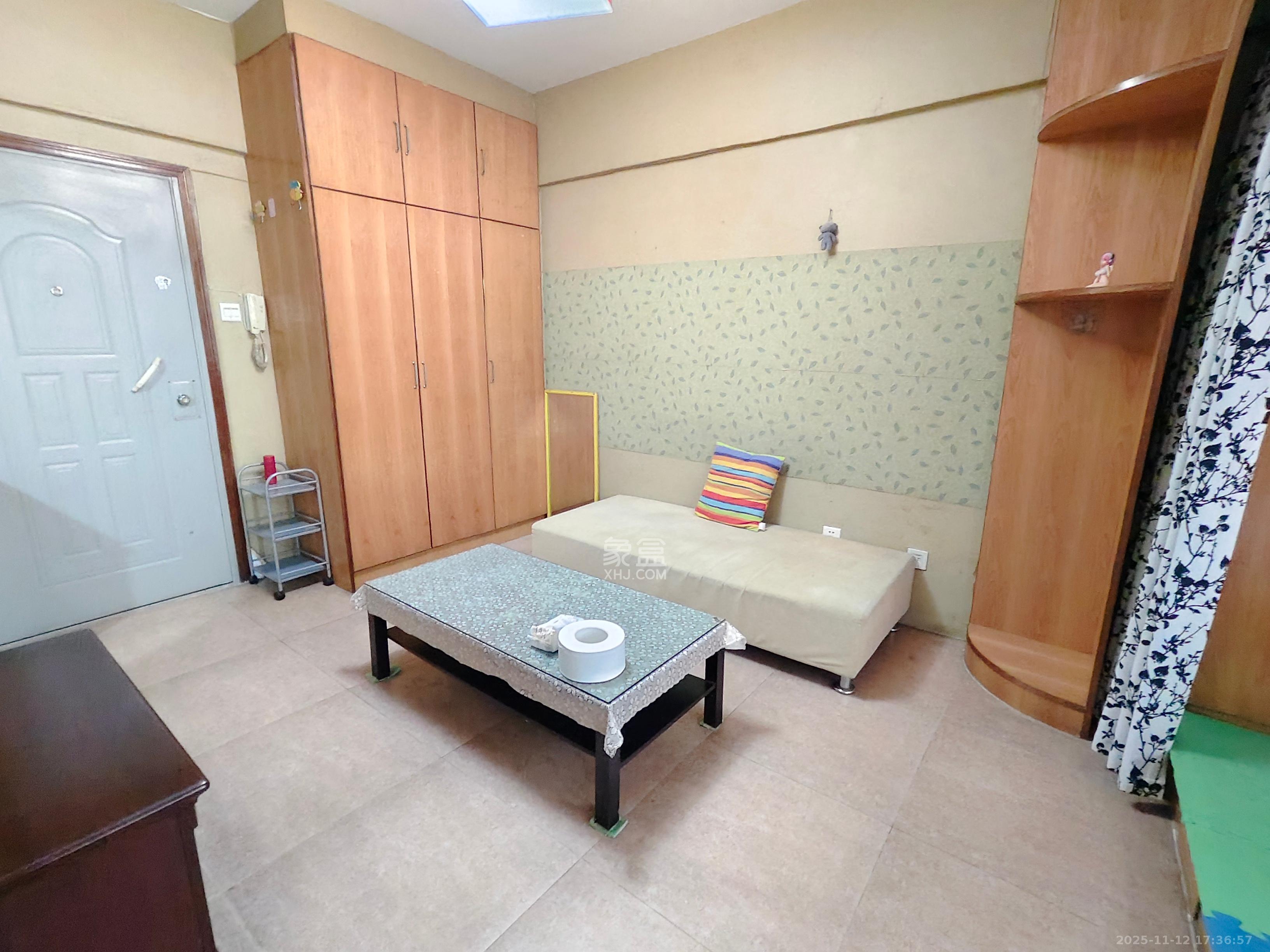 伍家岭生活广场  1室0厅1卫    1200.0元/月室内图