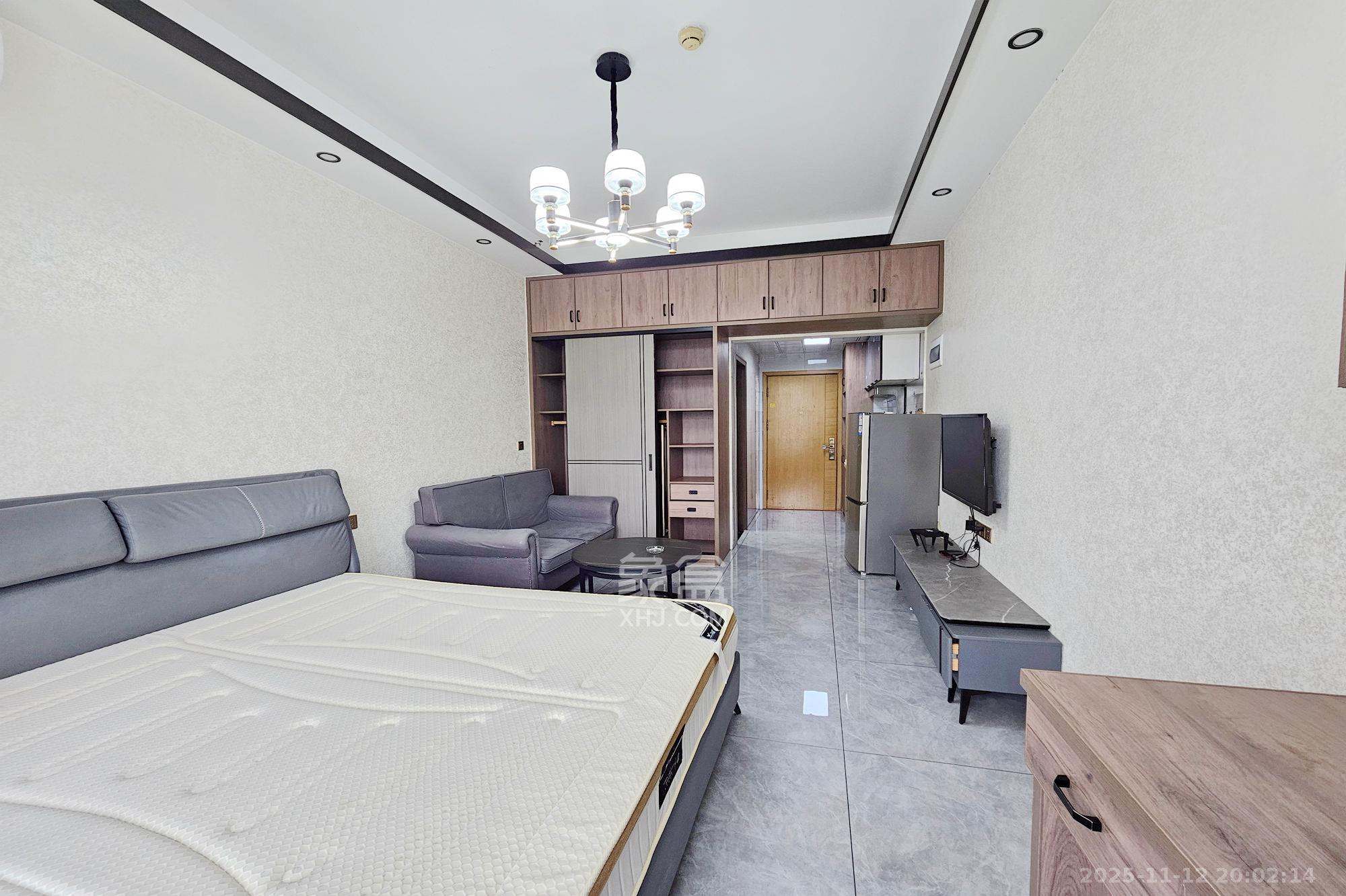 明昇壹城（明昇时代广场）三期  1室1厅1卫    40.0万客厅