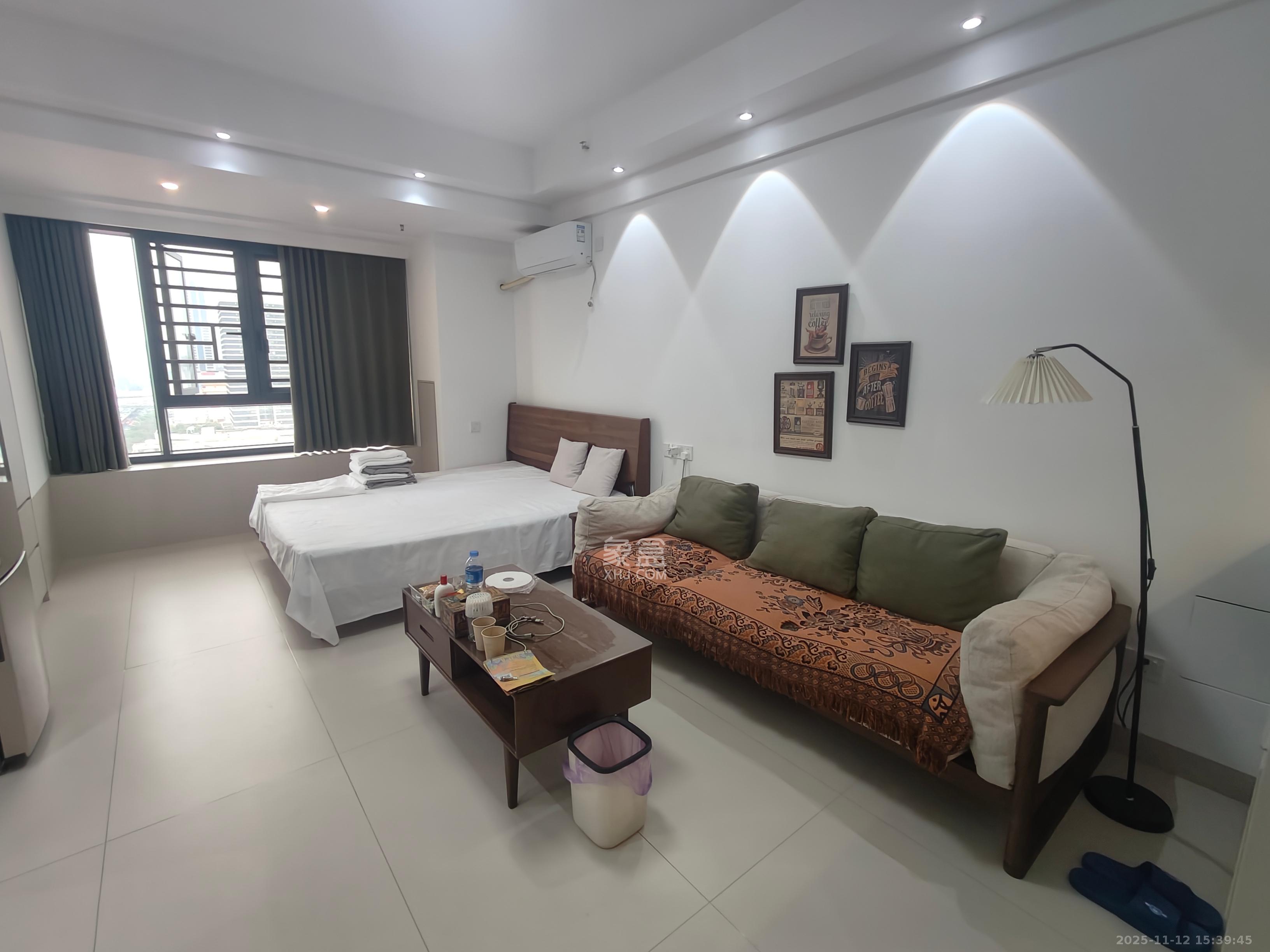 友兴家园 1室1厅1卫 1700.0元/月 友兴家园 1室1厅1卫 1700.0元/月室内图