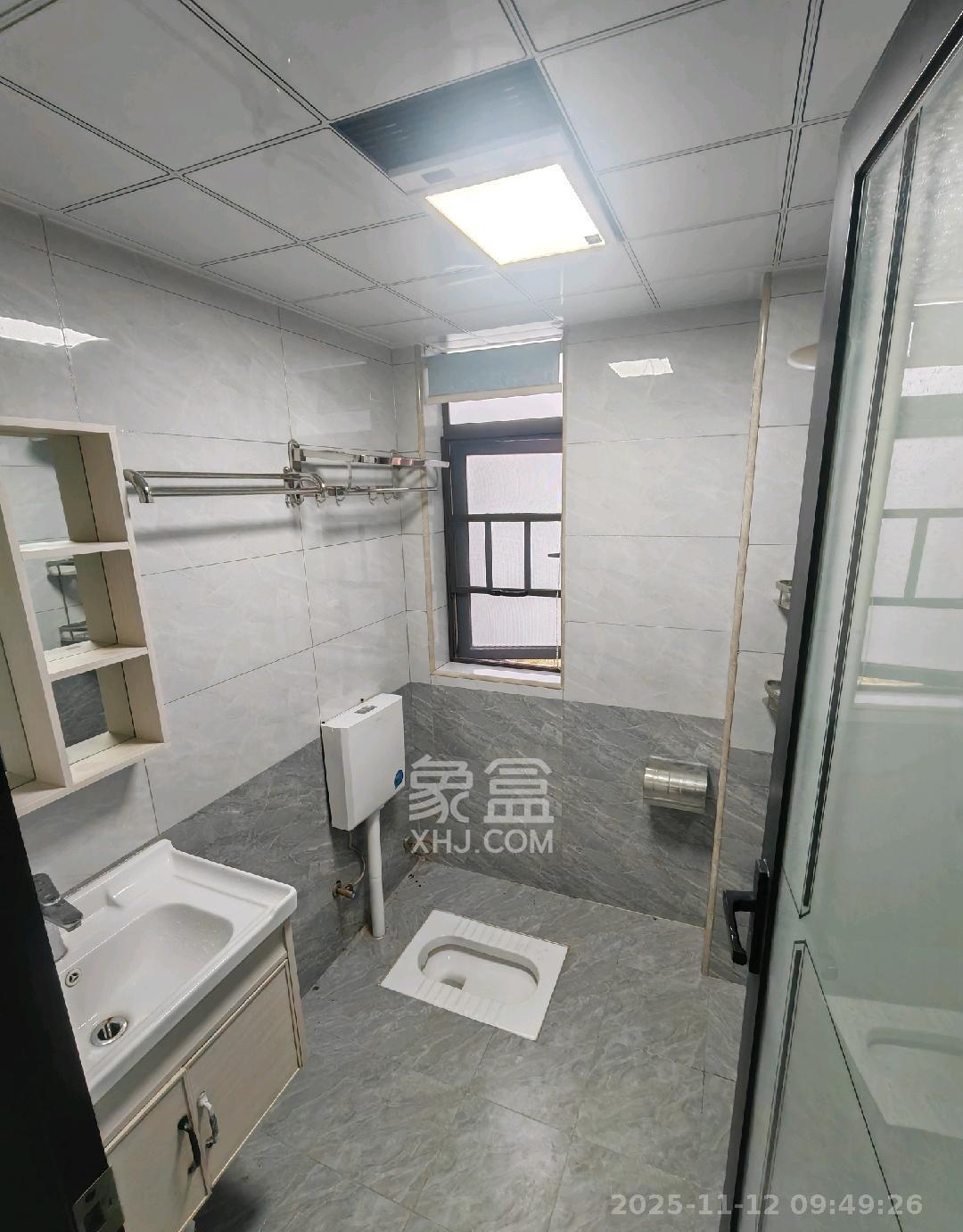 嘉雨兴园 2室1厅1卫 2700.0元/月 嘉雨兴园 2室1厅1卫 2700.0元/月室内图