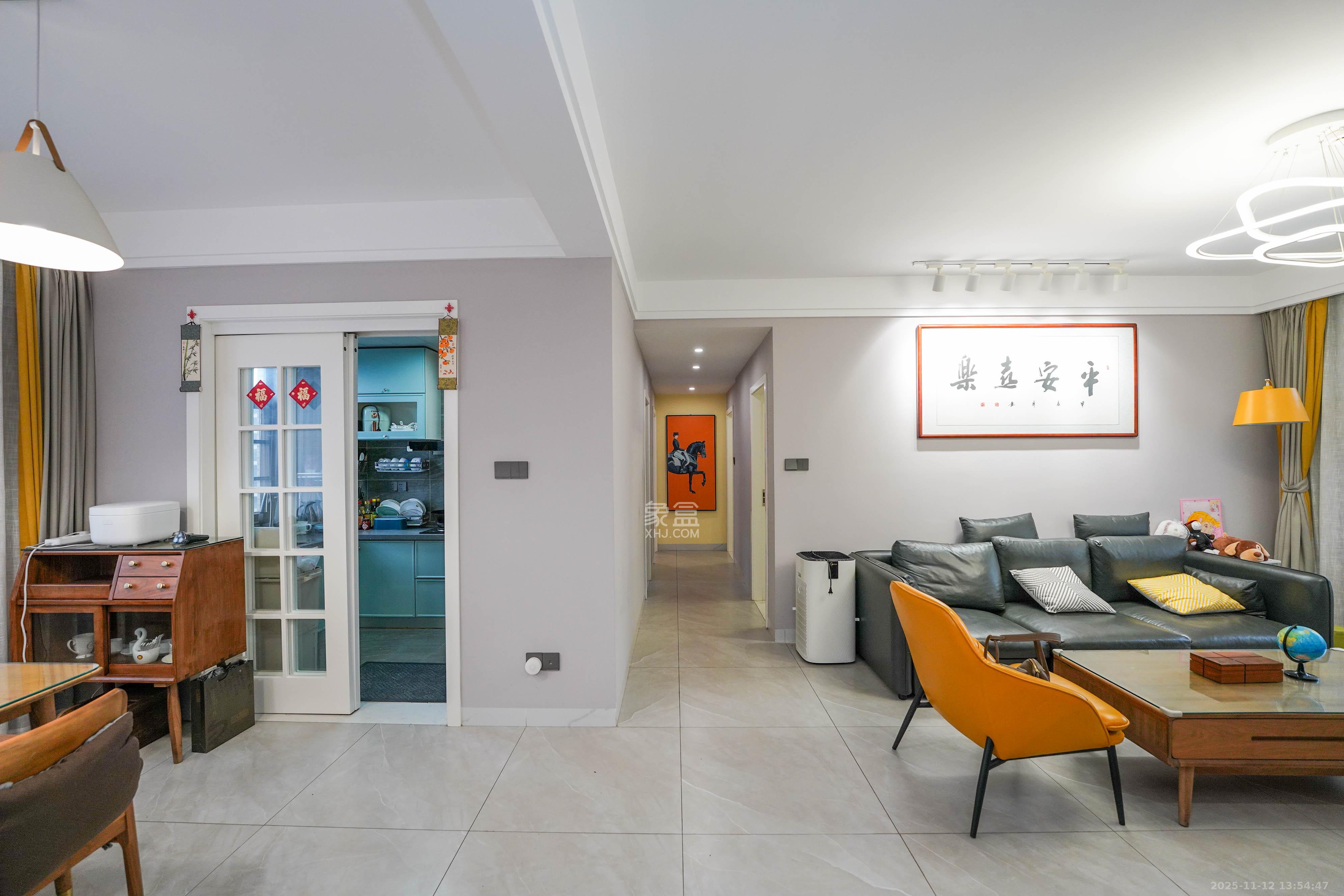 福天藏郡院子  4室2厅2卫    125.0万客厅