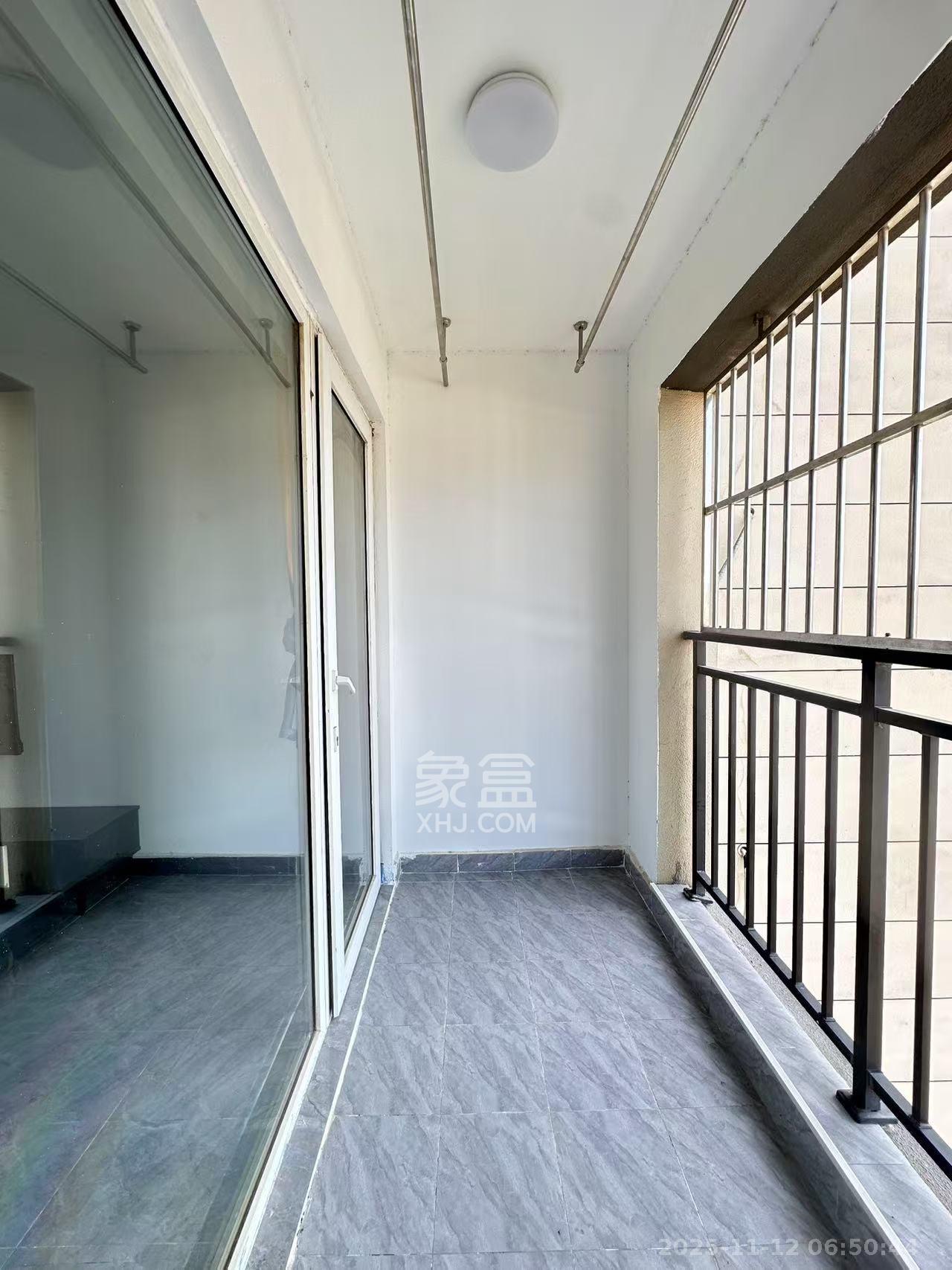 当代滨江MOMA 3室2厅2卫 3000.0元/月 当代滨江MOMA 3室2厅2卫 3000.0元/月室内图